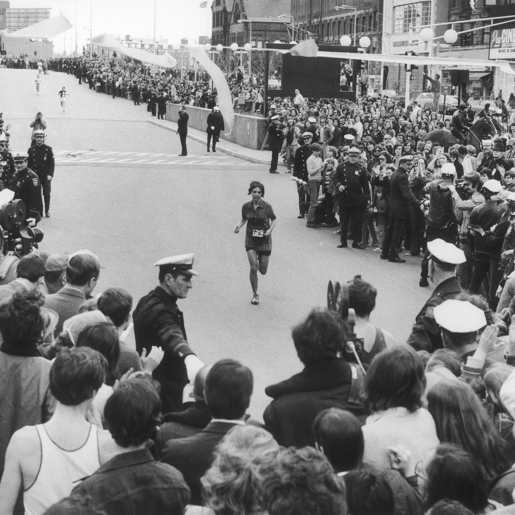 Nina Kuscsik, First Woman to Win Boston Marathon, Dies at 86