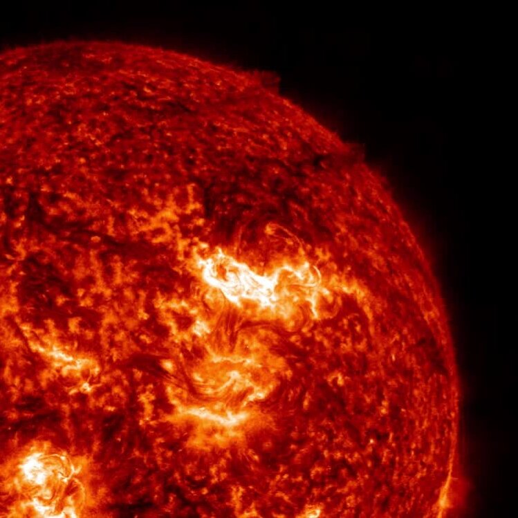 Northern Lights Are Beautiful, but for Satellites They’re Risky