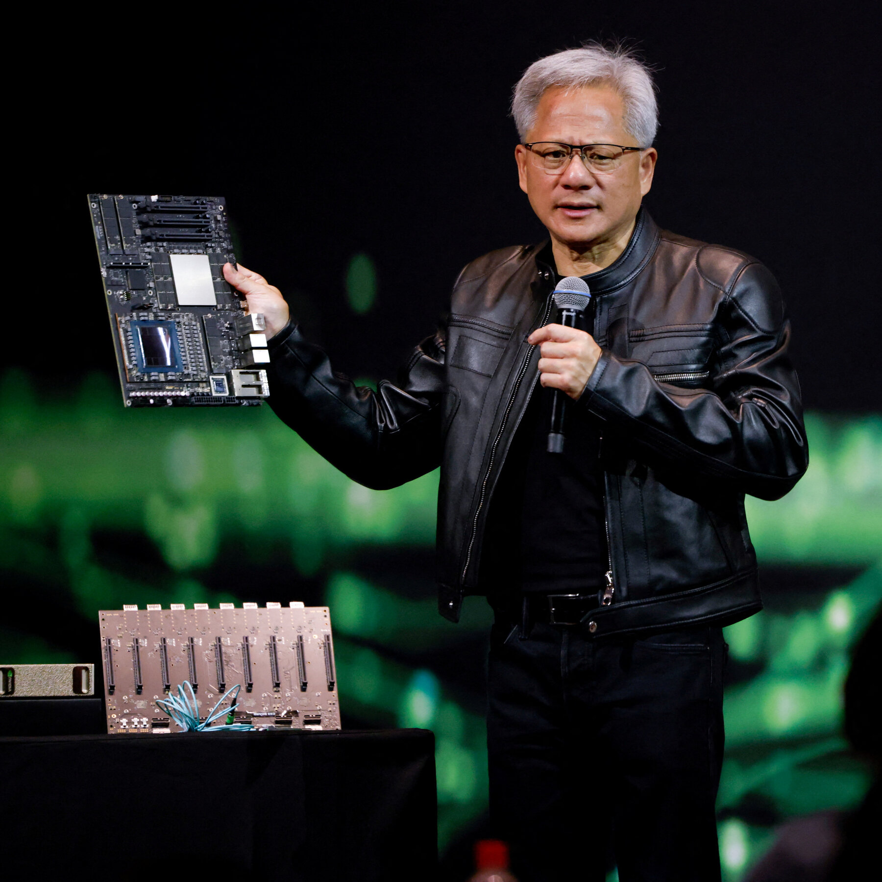 Nvidia’s Chief Says U.S. Chip Controls on China Have Backfired