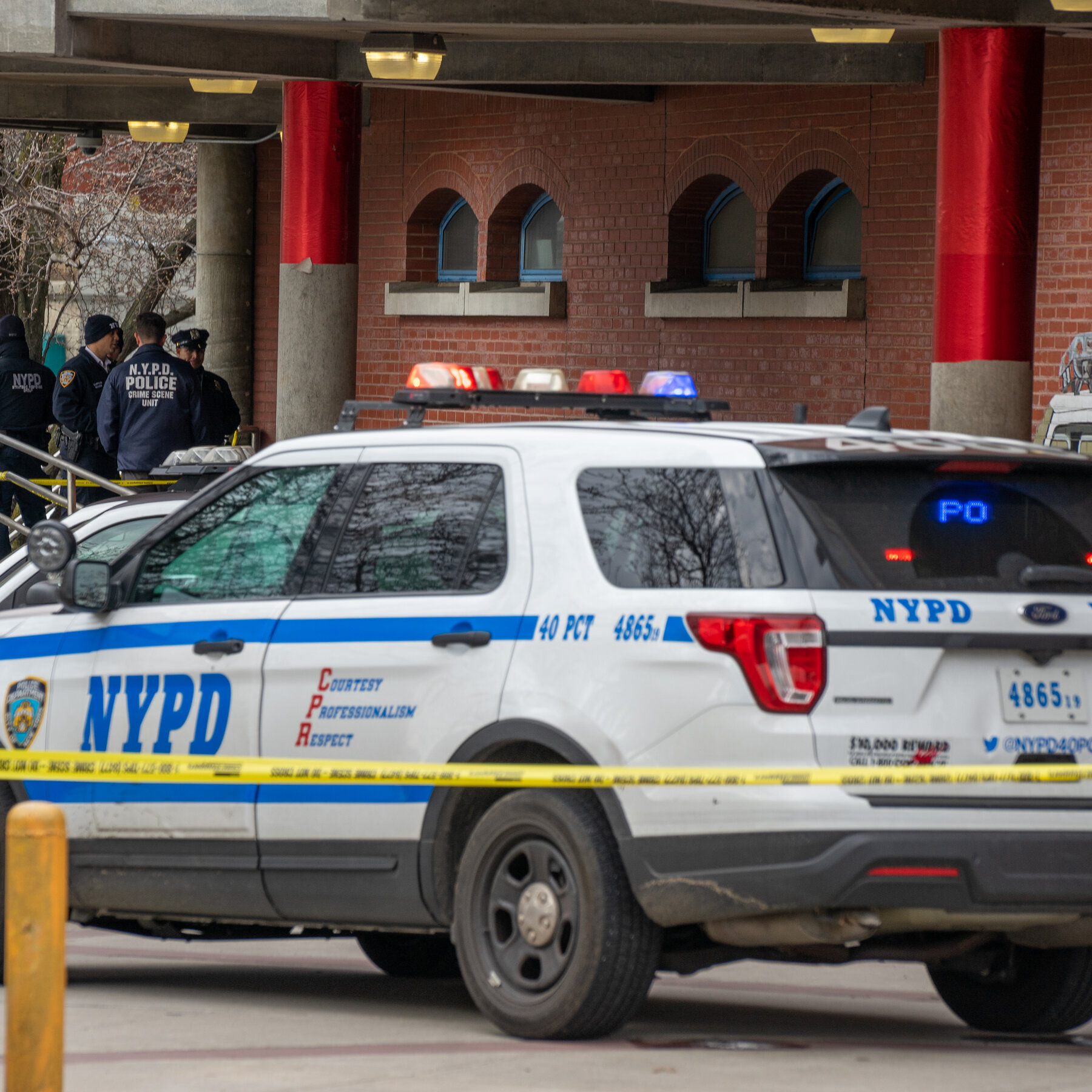 N.Y.P.D. Investigates the Death of an 18-Year-Old in a Bronx Precinct