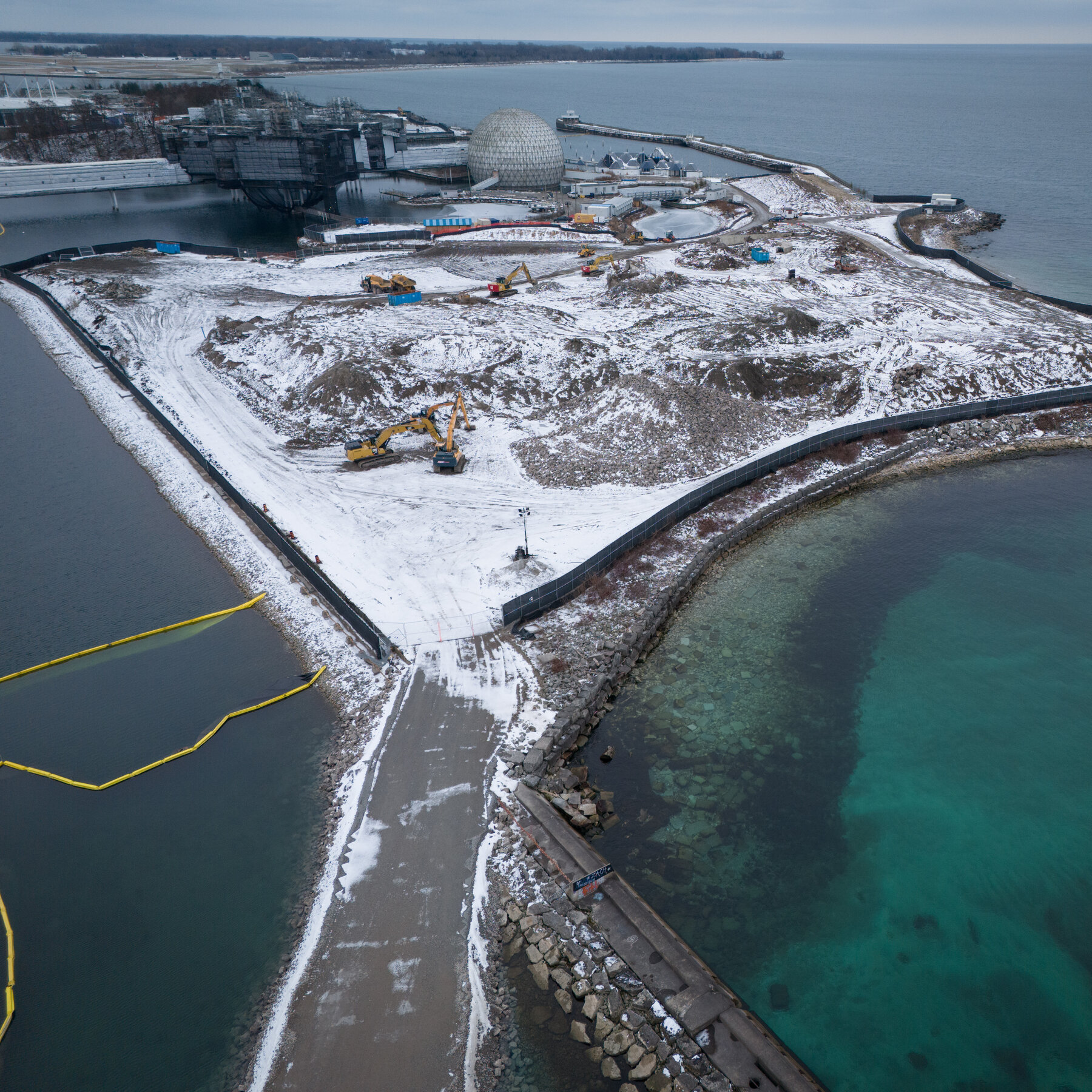 Ontario Premier Orders Review of Major Toronto Waterfront Lease