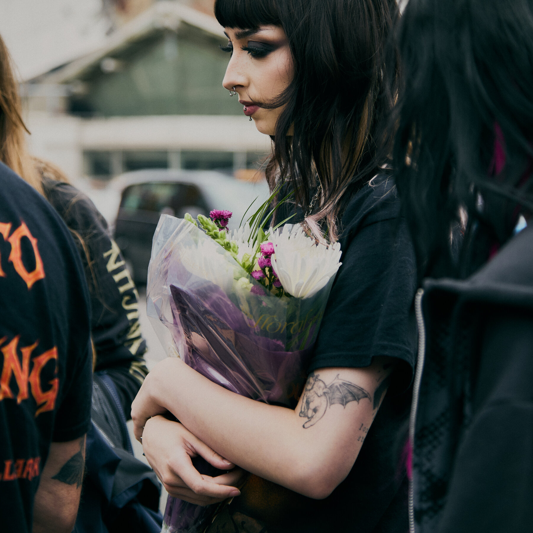 Ozzy Osbourne’s Death Draws Mourners, Including Drake, to the ‘Home of Heavy Metal’