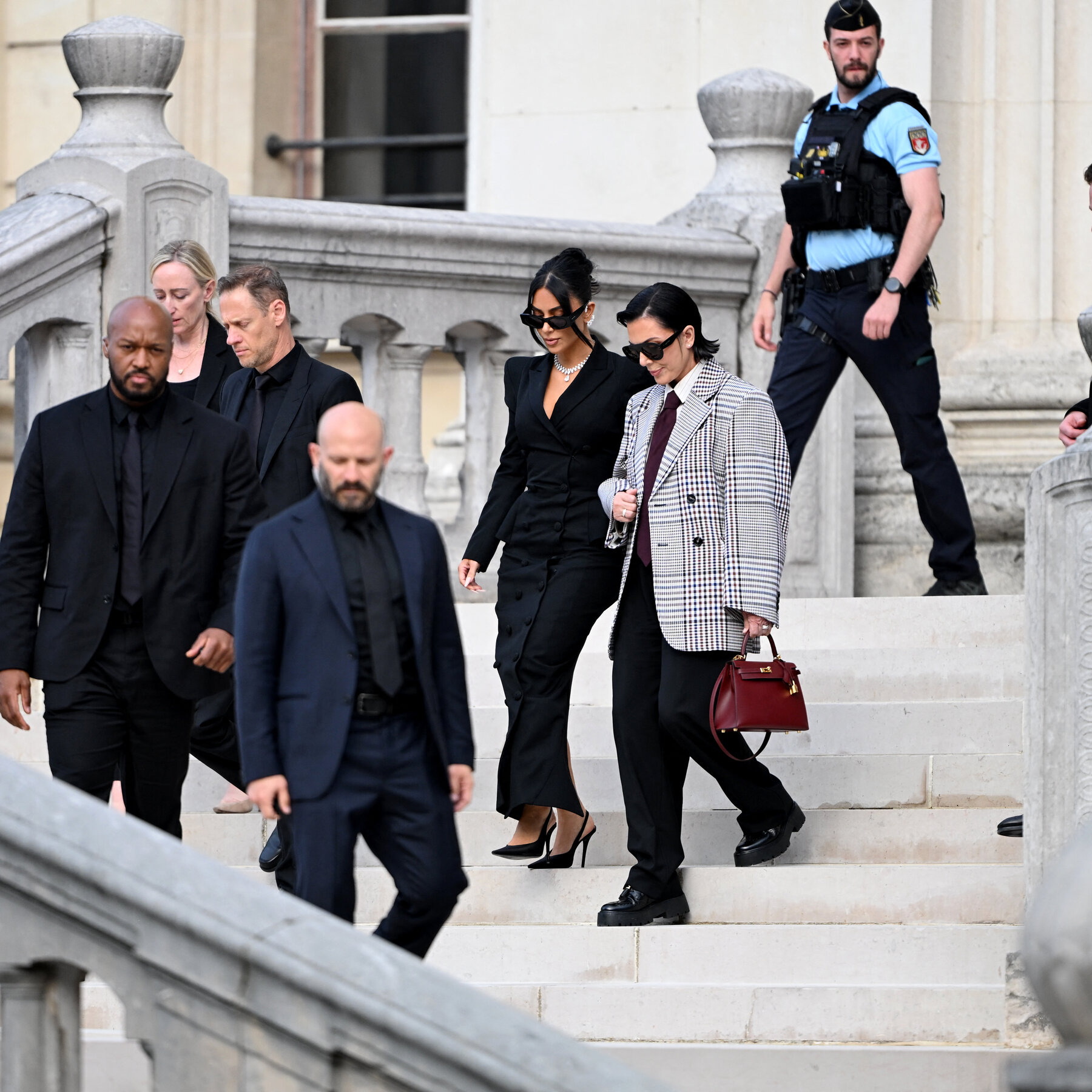 Paris Court Convicts Eight in 2016 Robbery of Kim Kardashian