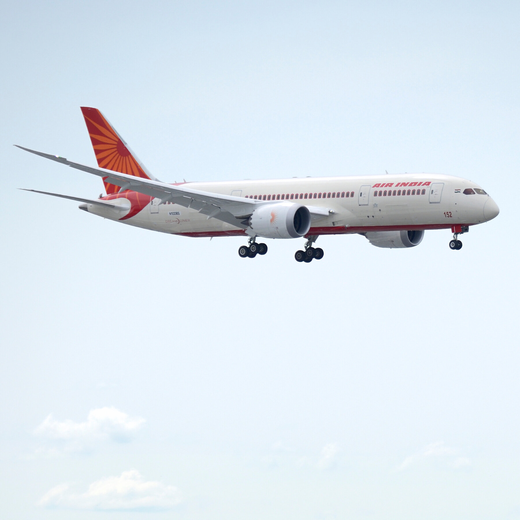 Pilots Demand Air India Ground Boeing 787s After Emergency System Used