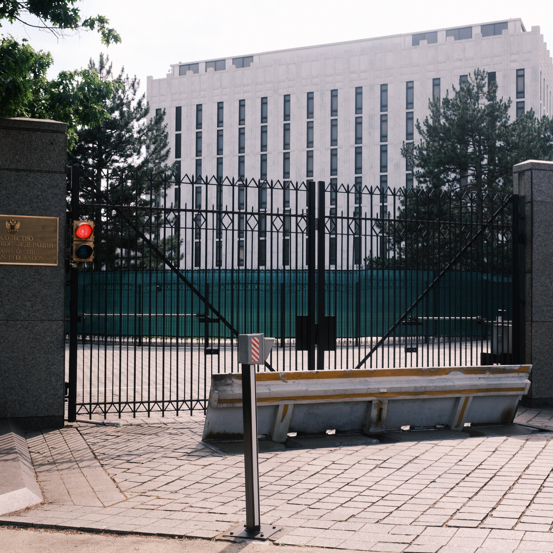 Plan to Return Russian Diplomats to U.S. Poses Espionage Risk