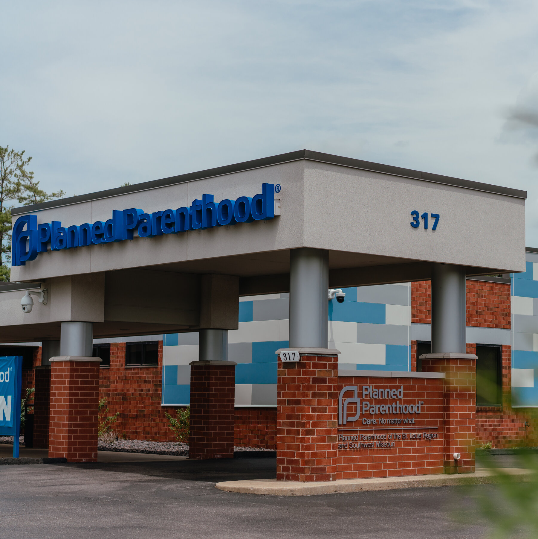 Planned Parenthood at Risk of Losing Millions in Federal Funding