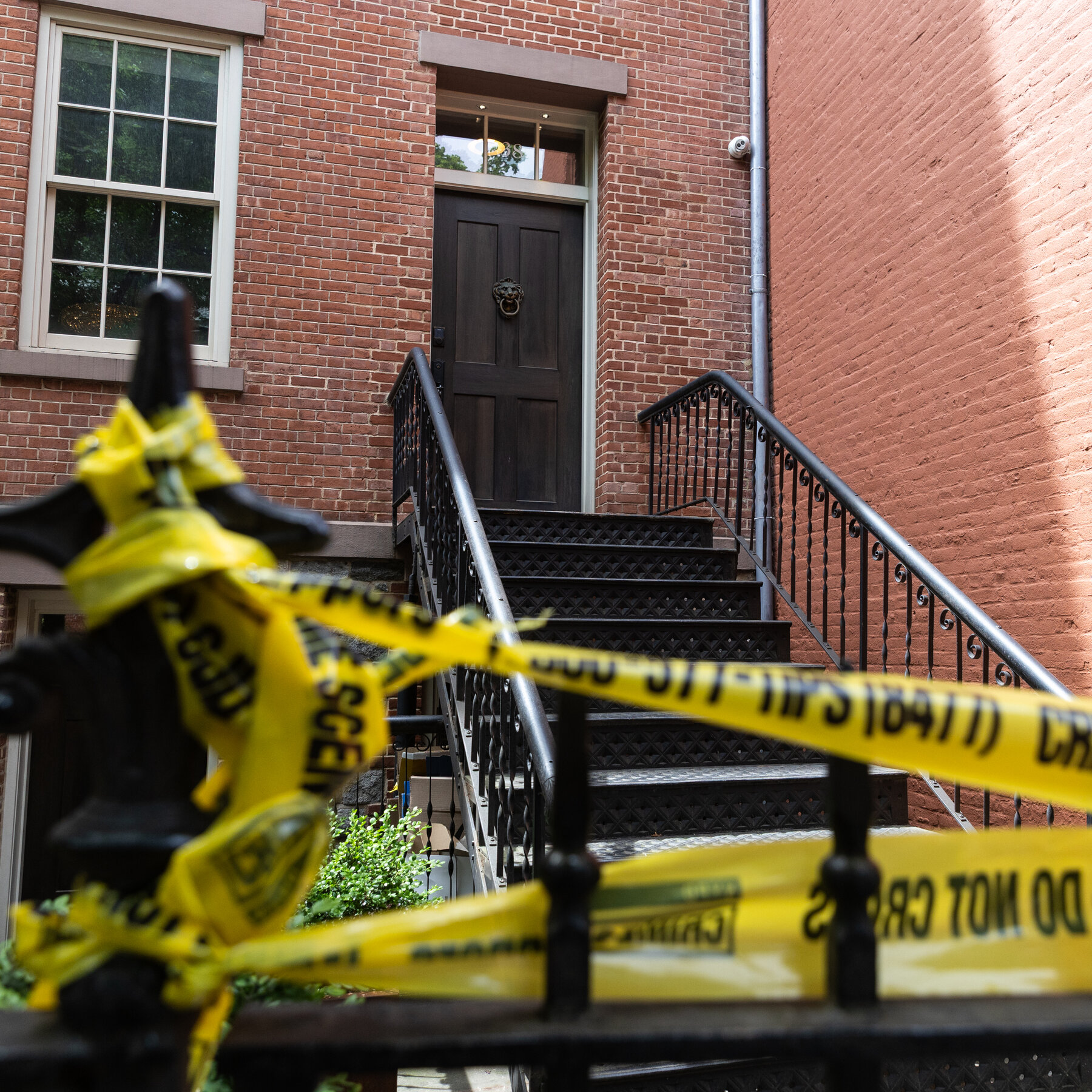 Police Investigate Detectives Who Worked at House in Crypto Torture Case