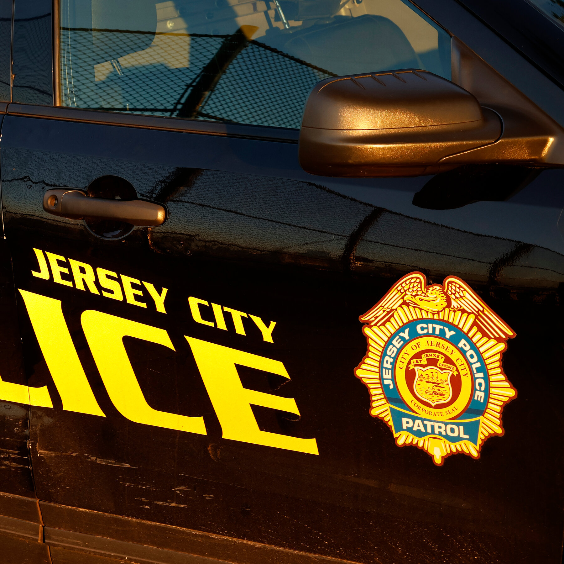 Police Officer and Ex-Mayor Is Charged With Sexually Assaulting a Child