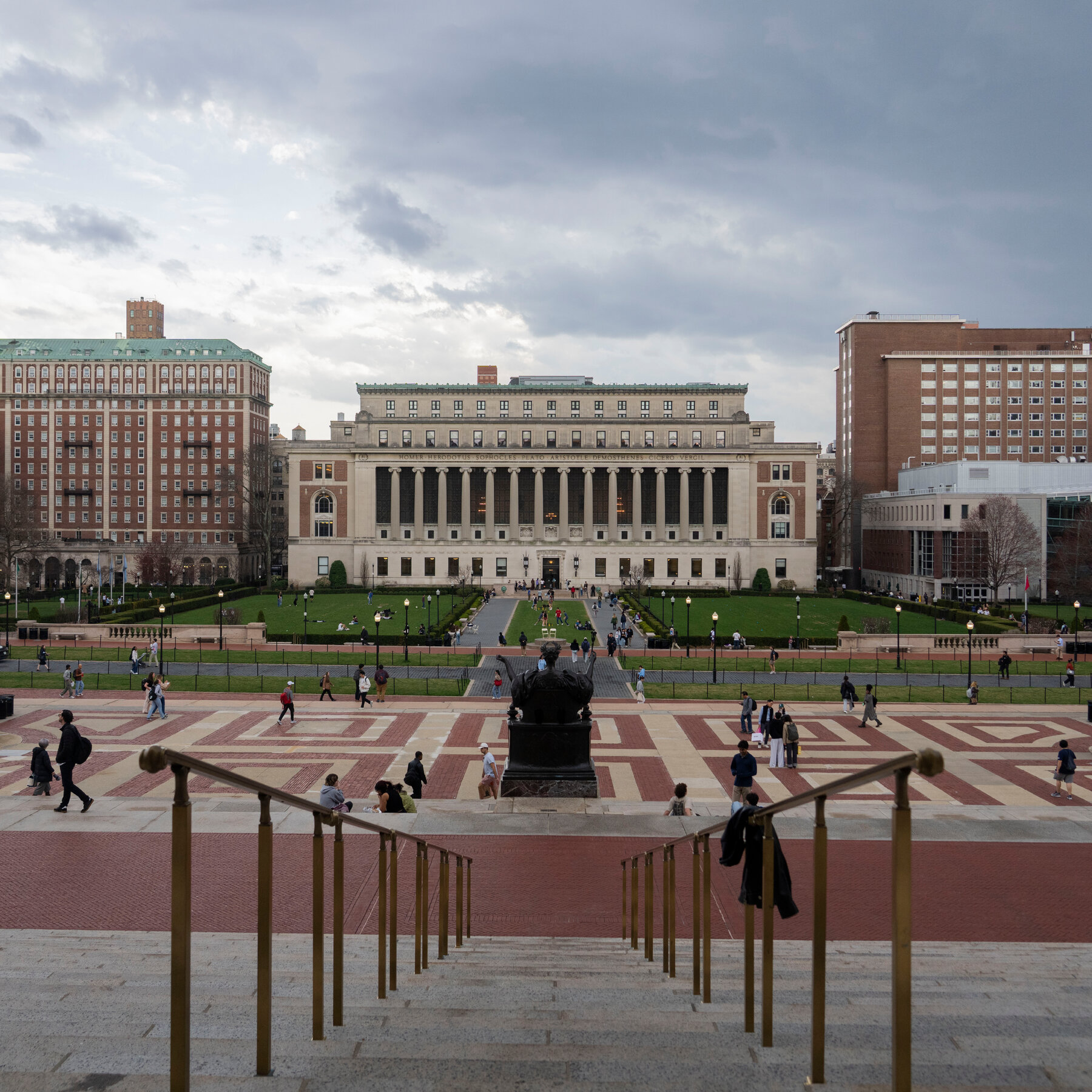 Pro-Palestinian Demonstrators Occupy Columbia University’s Main Library