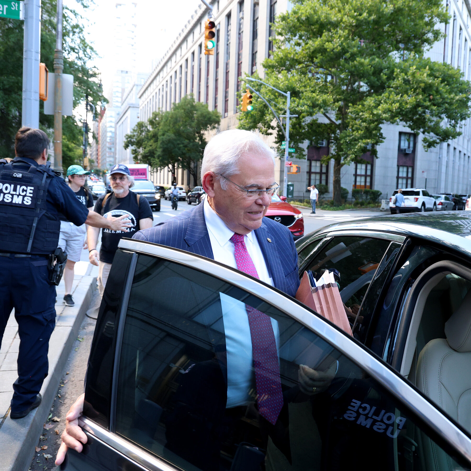 Prosecutors Seek 15-Year Sentence for Menendez’s Bribery Conviction