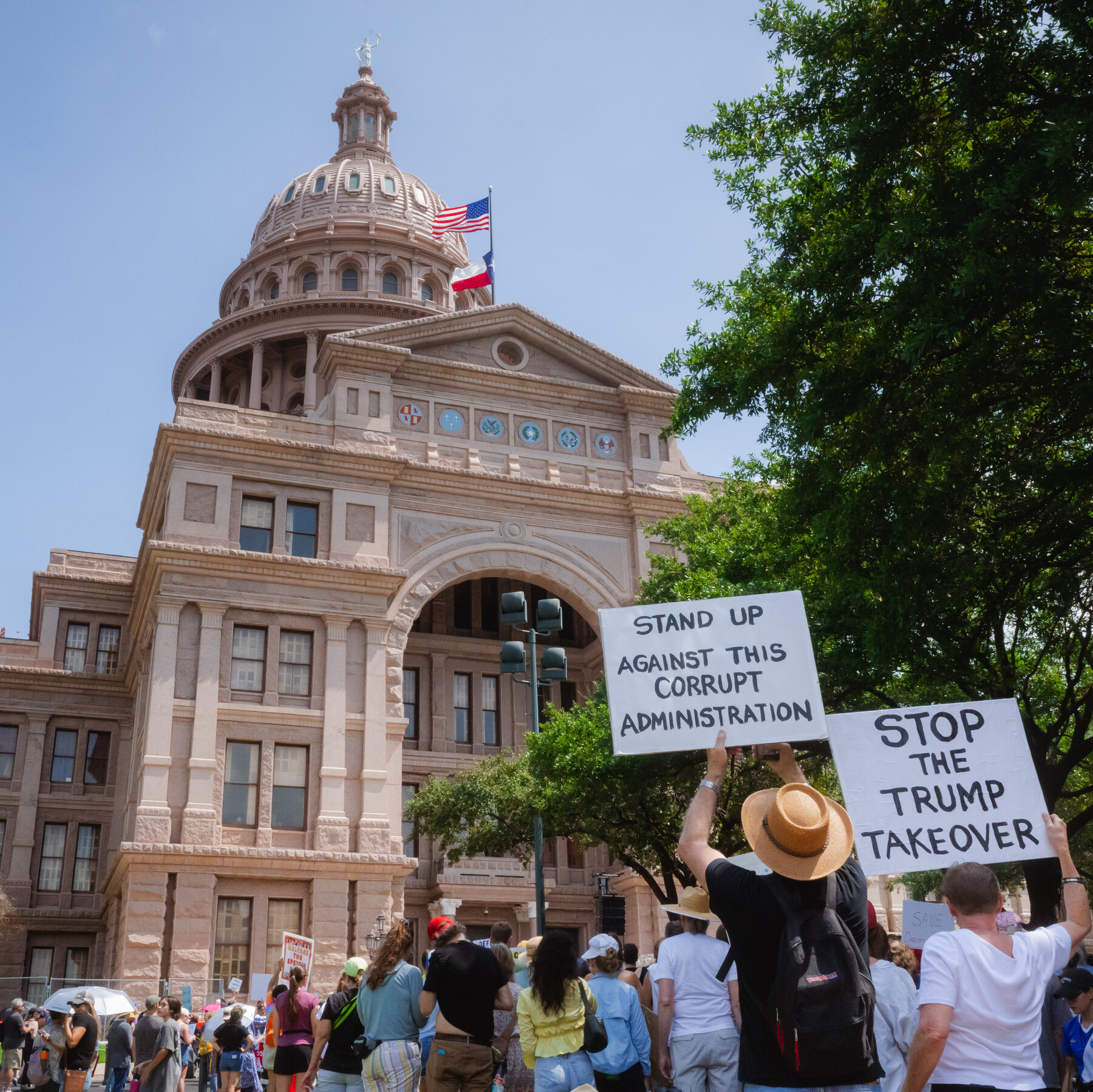 Protesters Gather to Oppose Trump’s Push on Redistricting