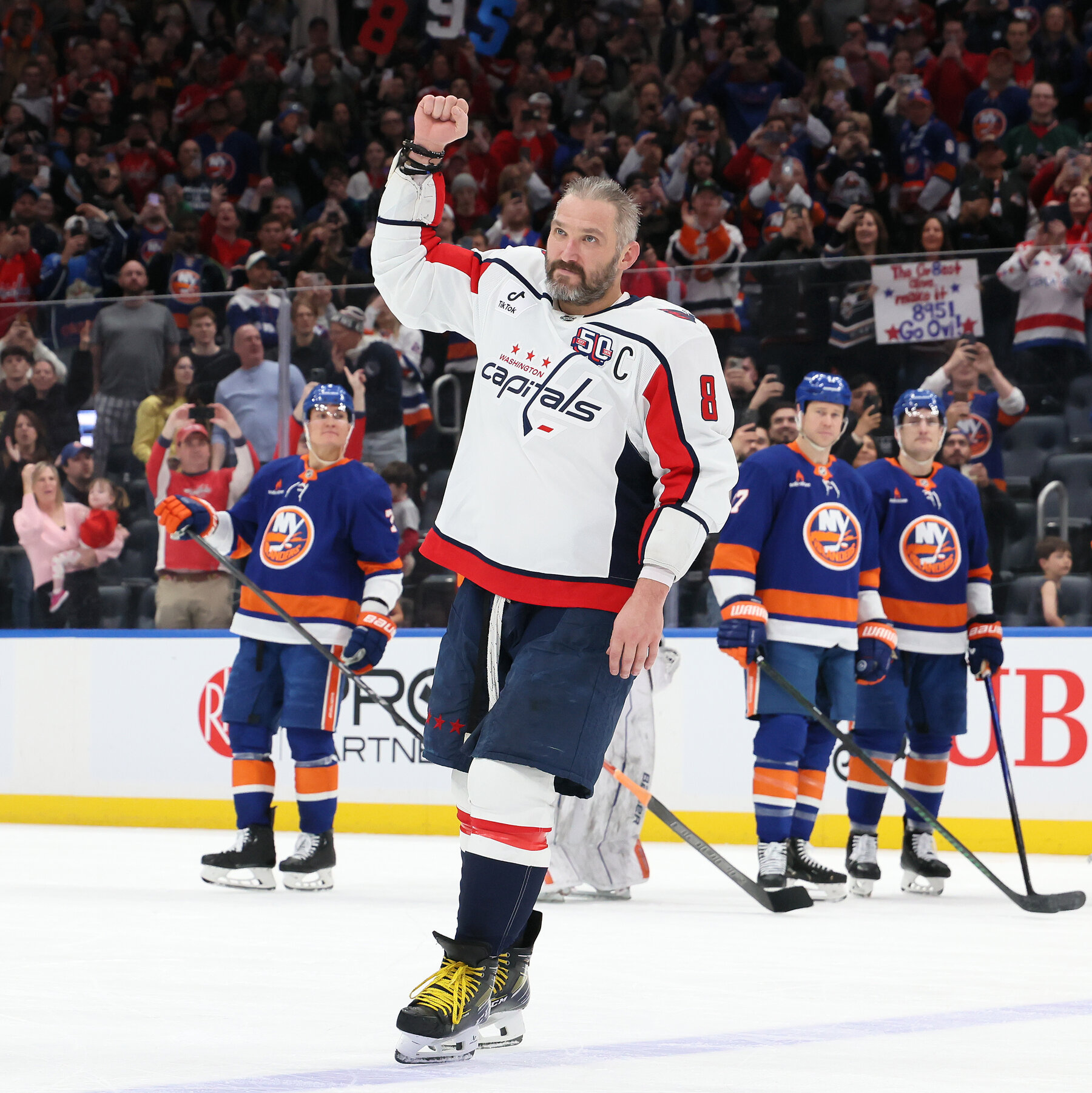 Putin Congratulates Alex Ovechkin for Breaking NHL Record