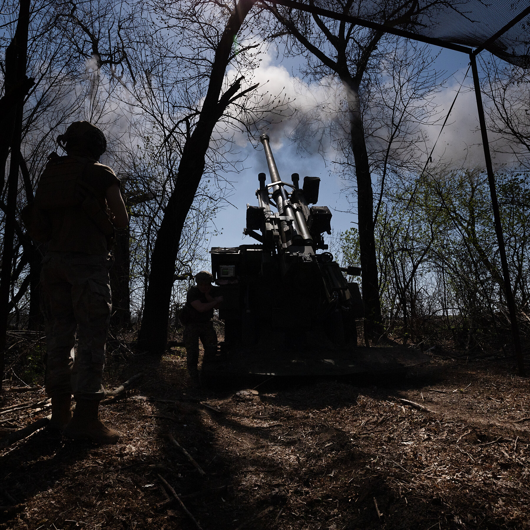 Putin Declares One-Day Easter Truce in Ukraine War