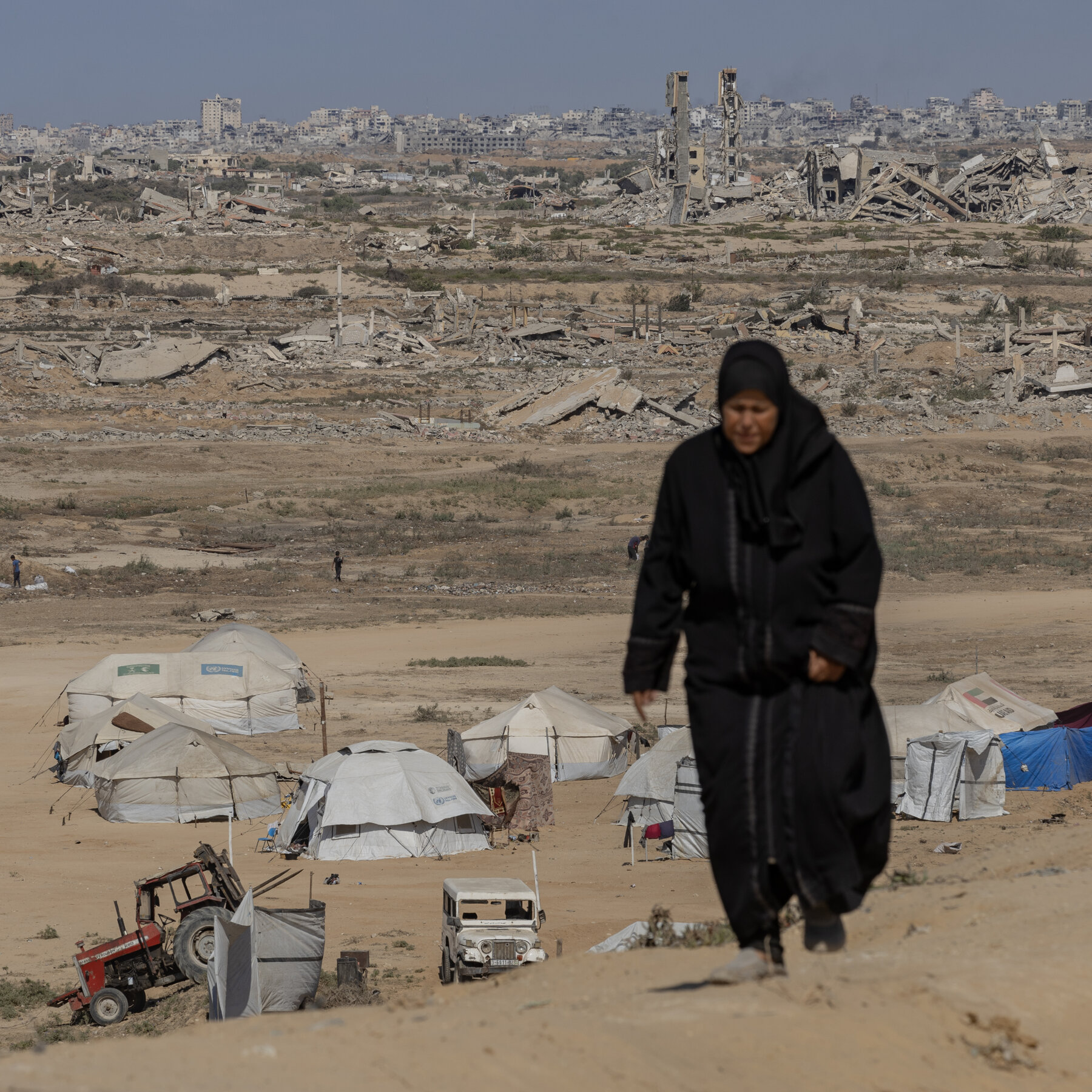 Rebuilding Israeli-Held Parts of Gaza: Workable or Another U.S. Pipe Dream?