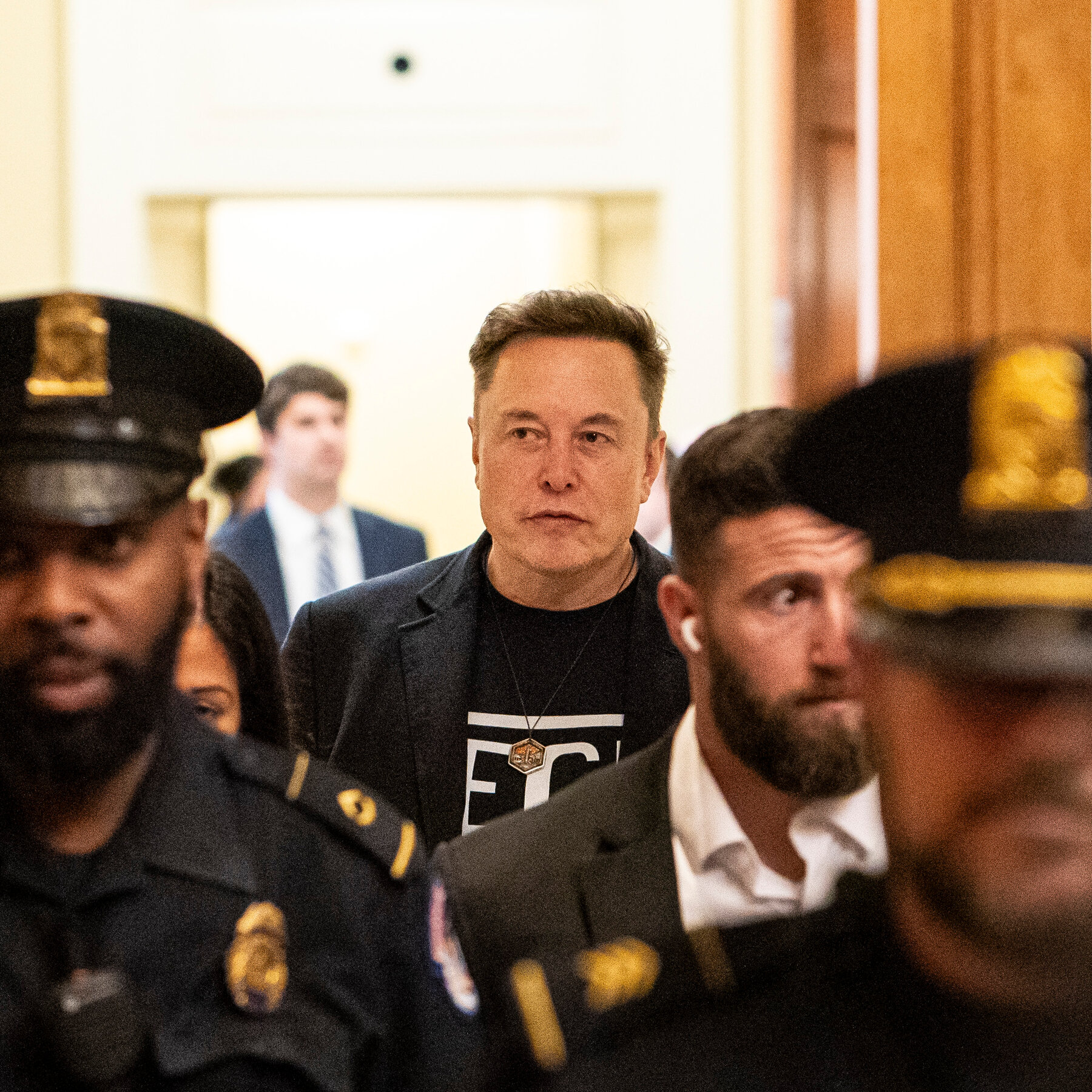 Republican Senators Question Musk on DOGE Cuts, Gently Insisting on Input