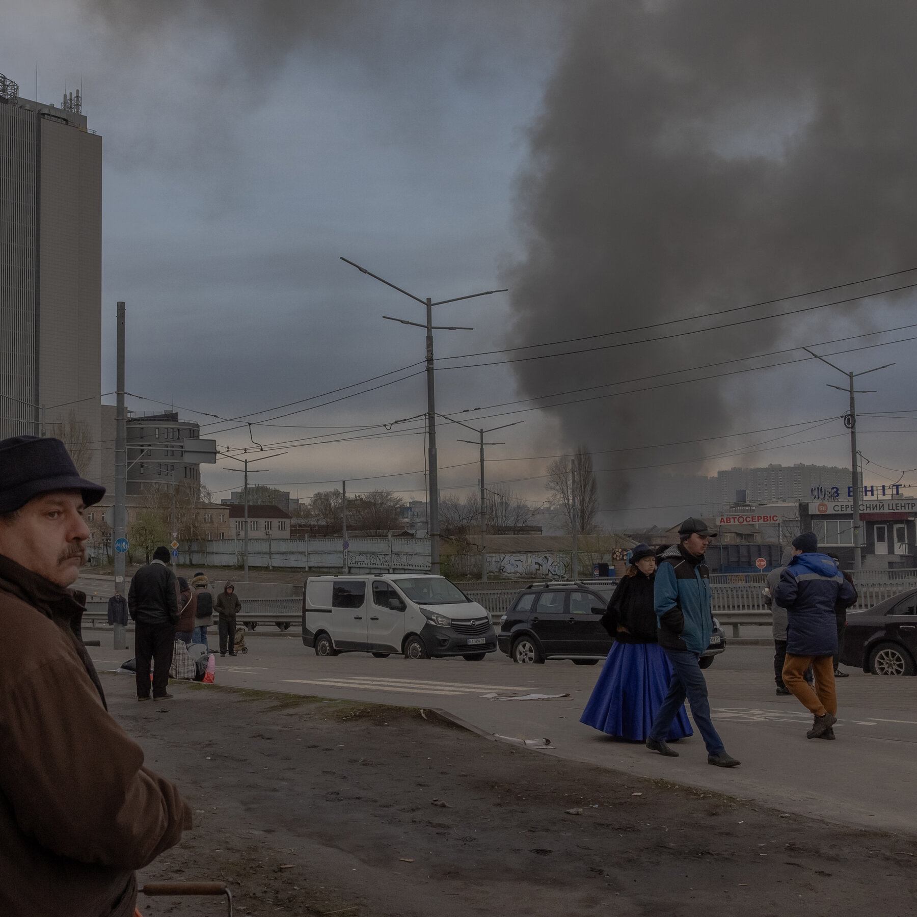 Russia Strikes Kyiv as Ukraine Mourns Deadly Attack on Zelensky’s Hometown