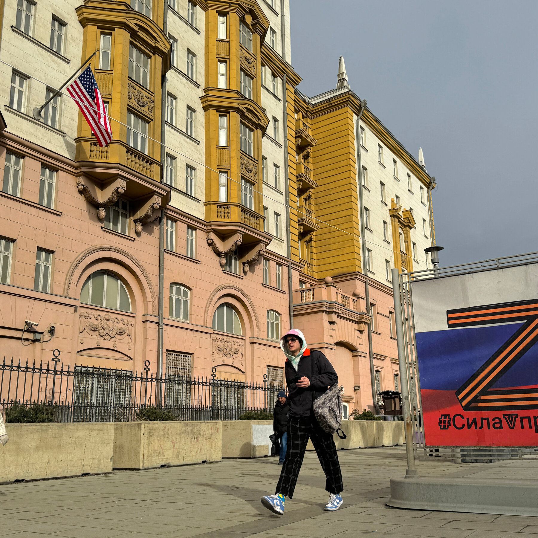 Russian Public Is Ready to End War but Skeptical of Concessions, Analysis Finds