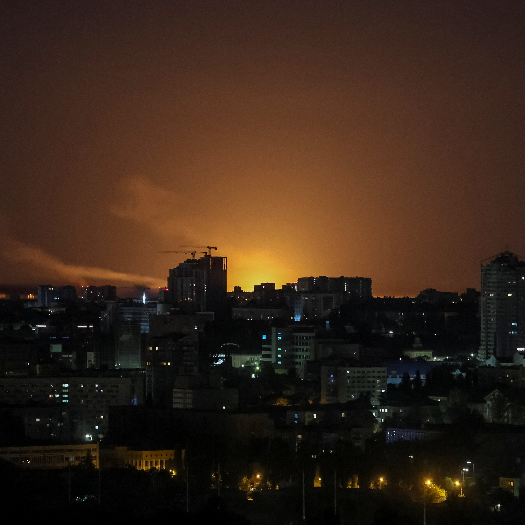 Russian Strikes Kill 3 in Ukraine, Which May Be Left Out of Peace Talks