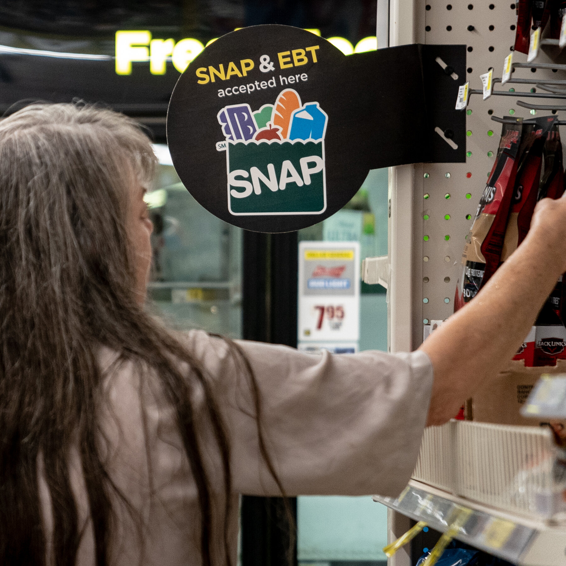Senate Republicans Reprise Push to Pay for Tax Cuts by Slashing Food Stamps