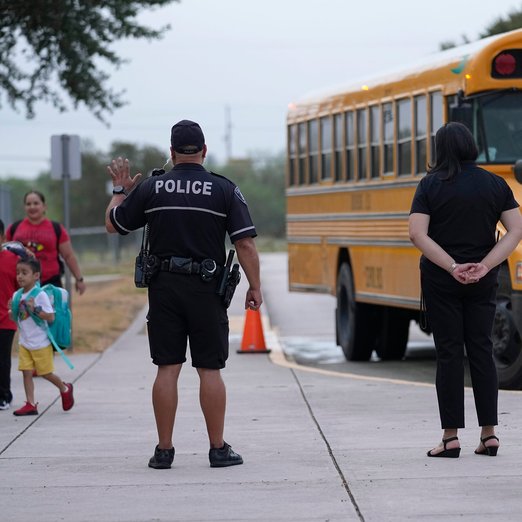 Share Your Experiences With School Police Officers in Texas