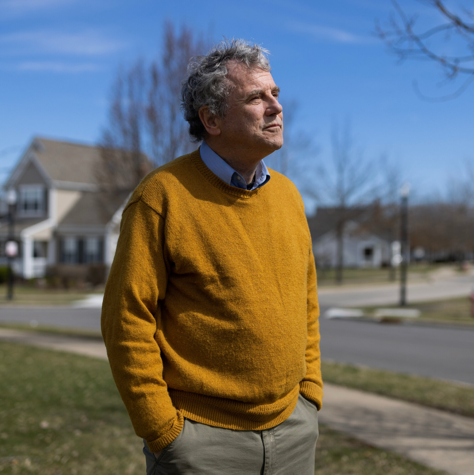 Sherrod Brown, Weighing a 2026 Senate Bid, Starts a Workers’ Group