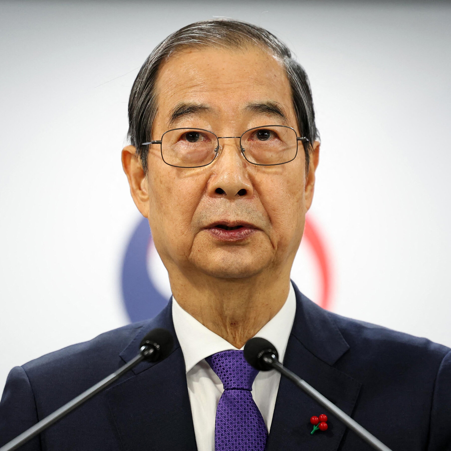 South Korea​n Court ​Reinstates Impeached Prime Minister