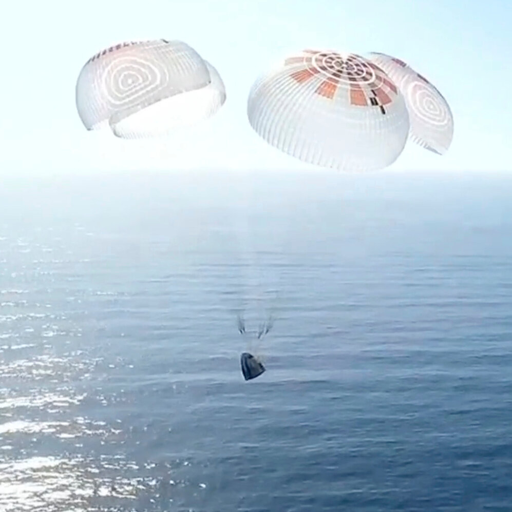 SpaceX Astronauts Splash Down Off California Coast for the First Time