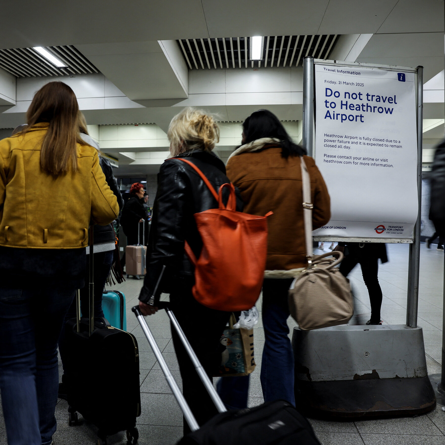 Stranded by Heathrow Closure, Some Travelers Got Creative. Others Just Gave Up.