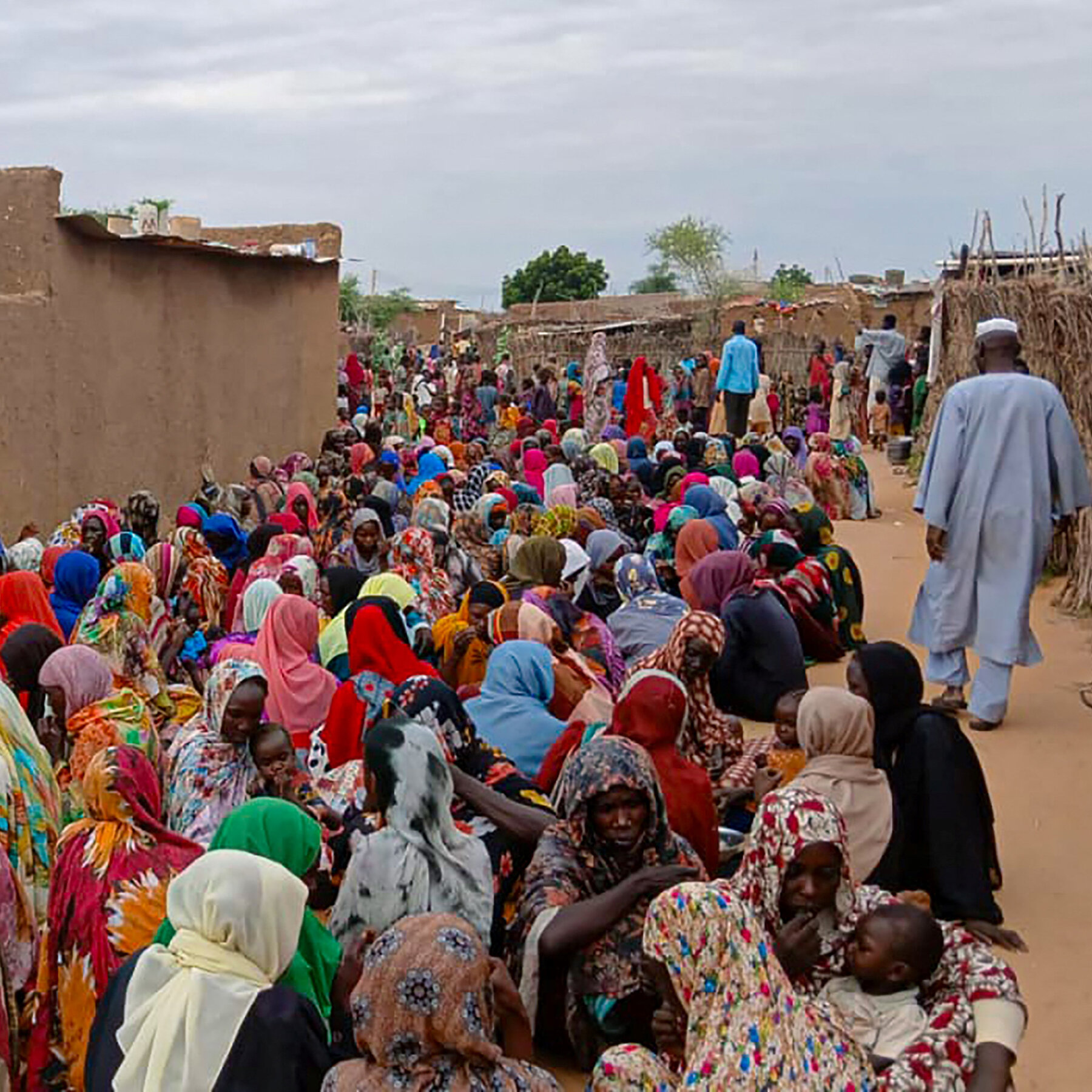 Sudanese Paramilitaries Claim Control of Key Army Garrison in Darfur