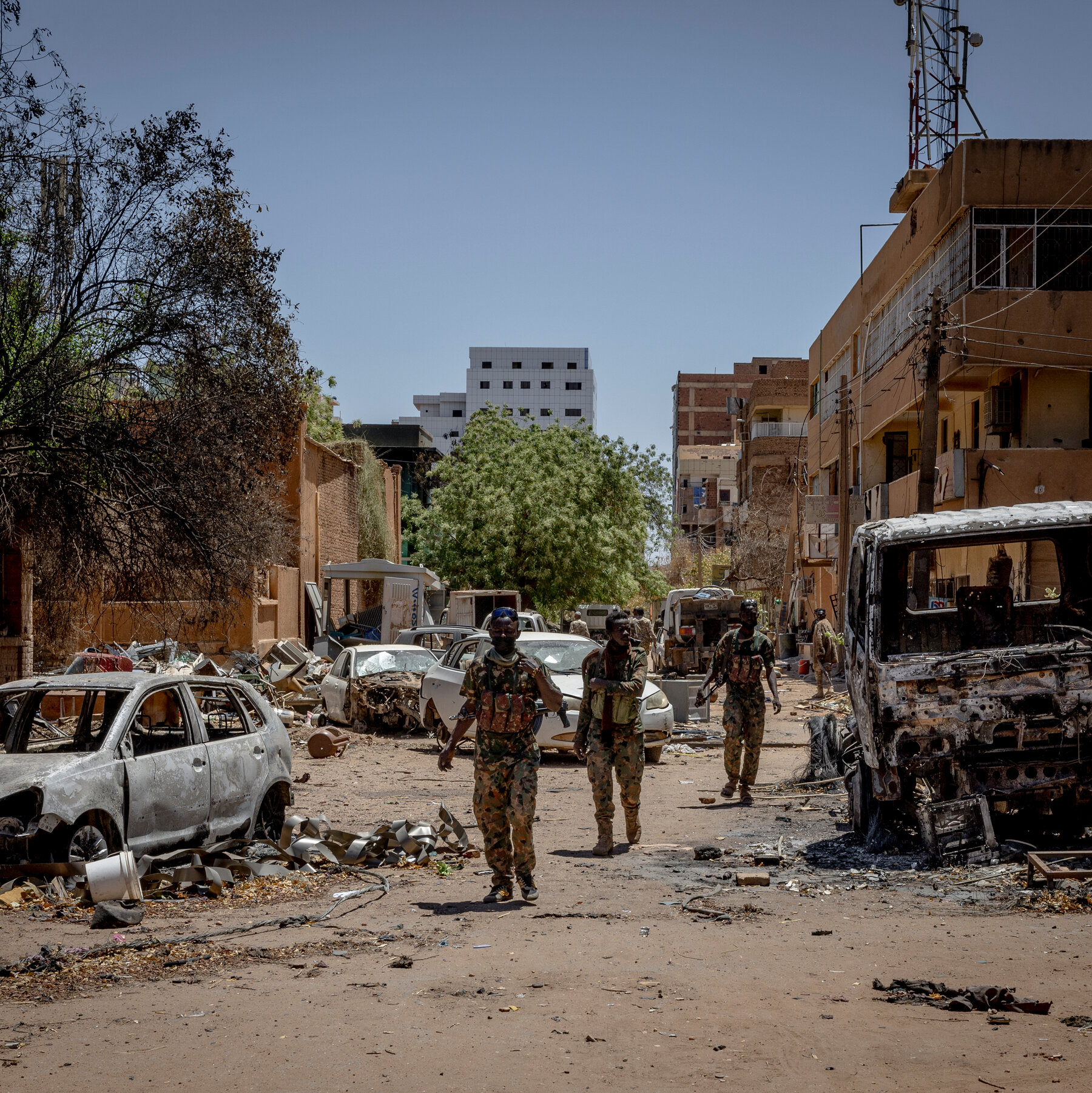 Sudan’s Military Is Driving Rival Fighters Out of Khartoum, a Major Shift in Civil War