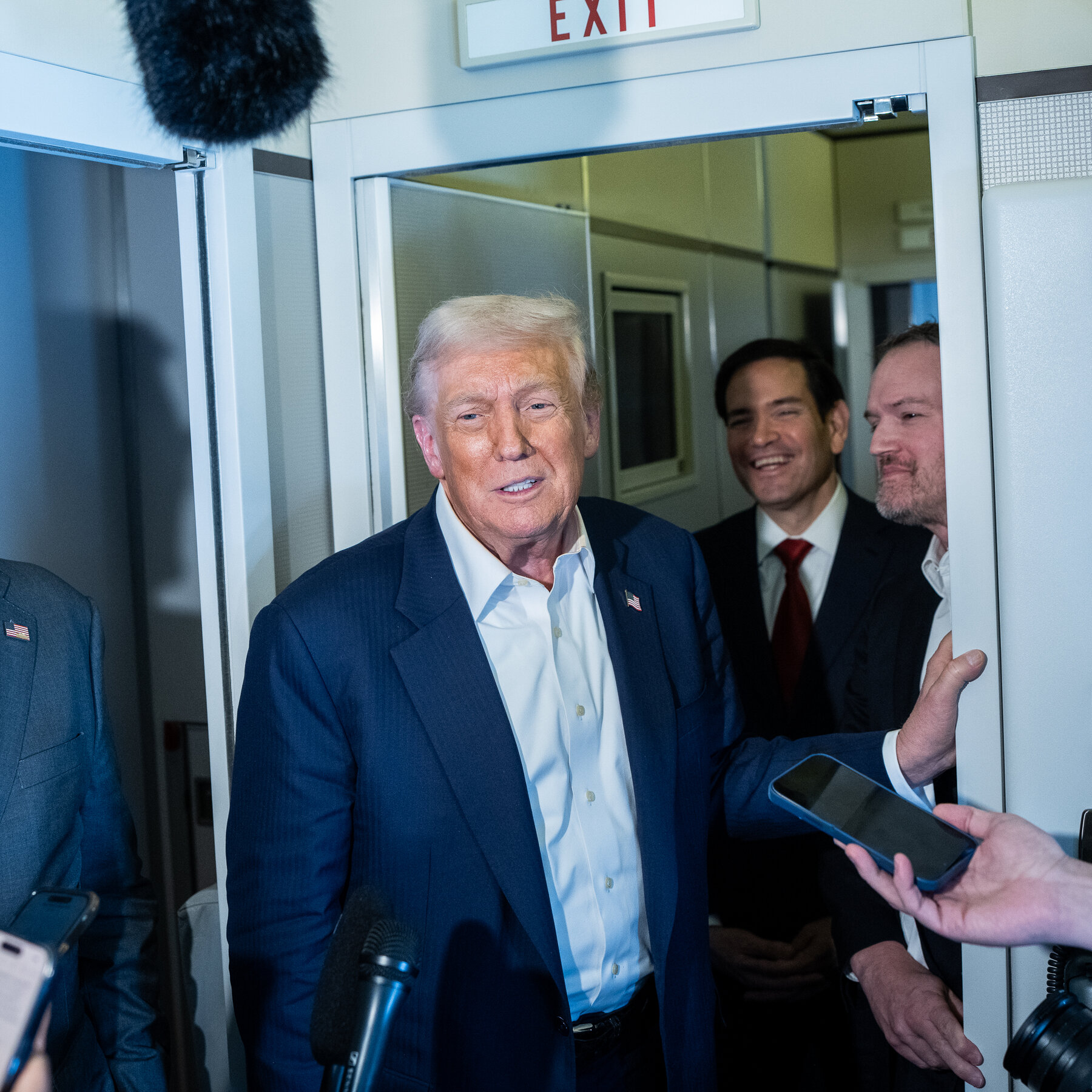 Supreme Court Confronts Trump and His Tariffs in Test of Presidential Power