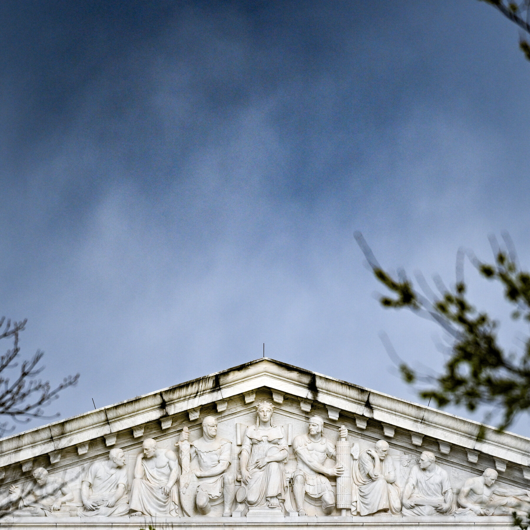 Supreme Court Lets Trump Suspend Grants to Teachers