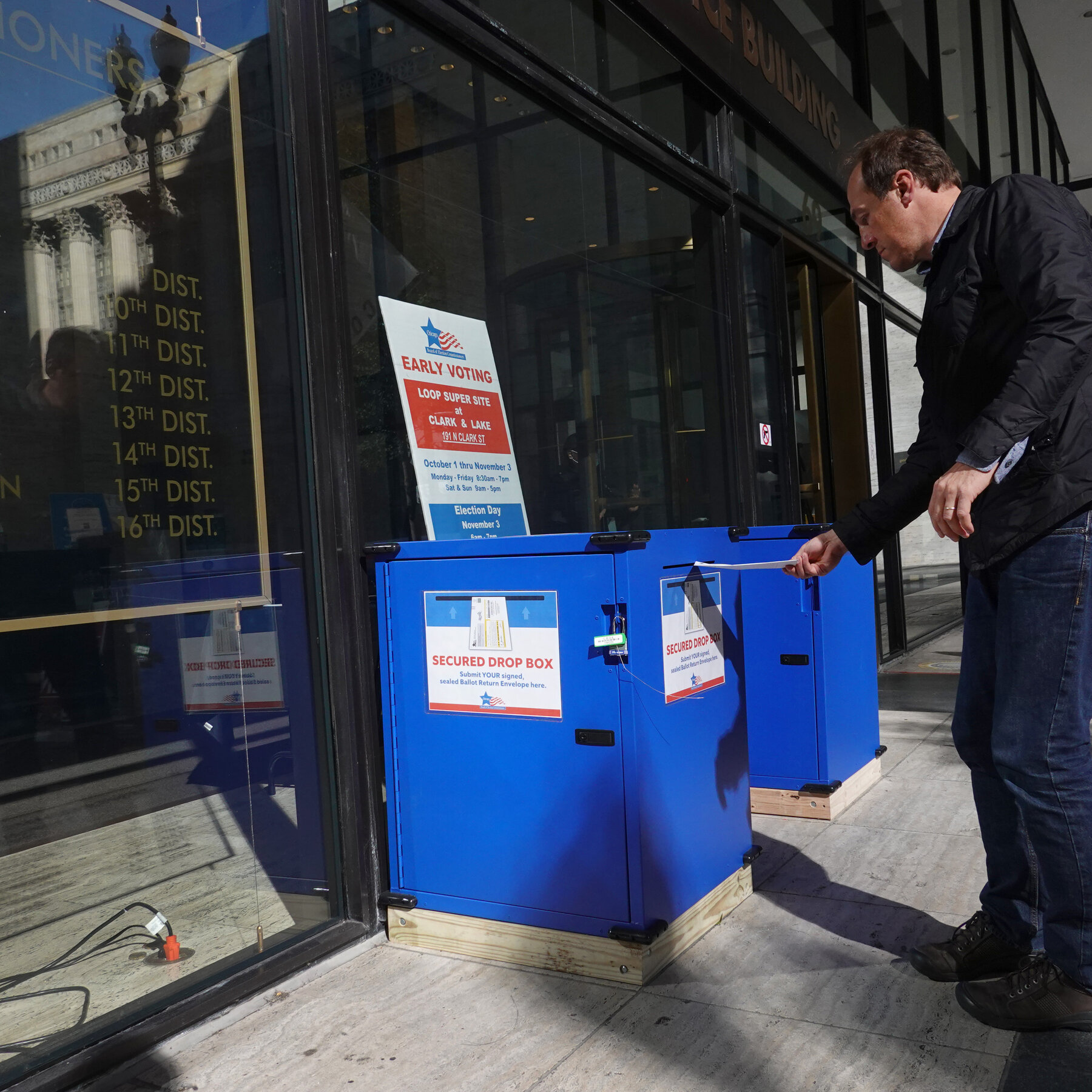 Supreme Court to Consider Illinois Mail-In Balloting Lawsuit