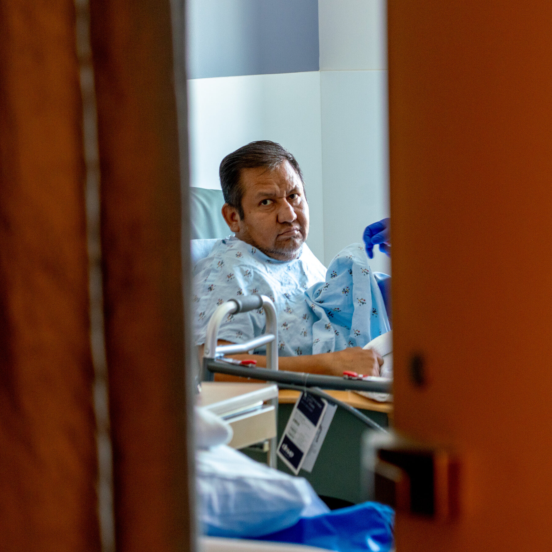 Surgeons Perform First Human Bladder Transplant