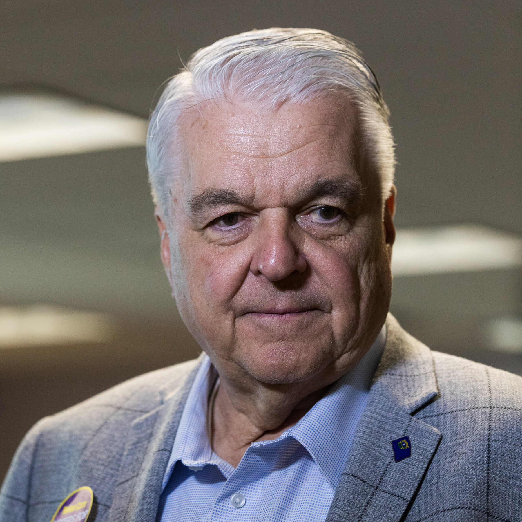Swept Out of Office by Covid, a Democratic Governor Eyes a Comeback