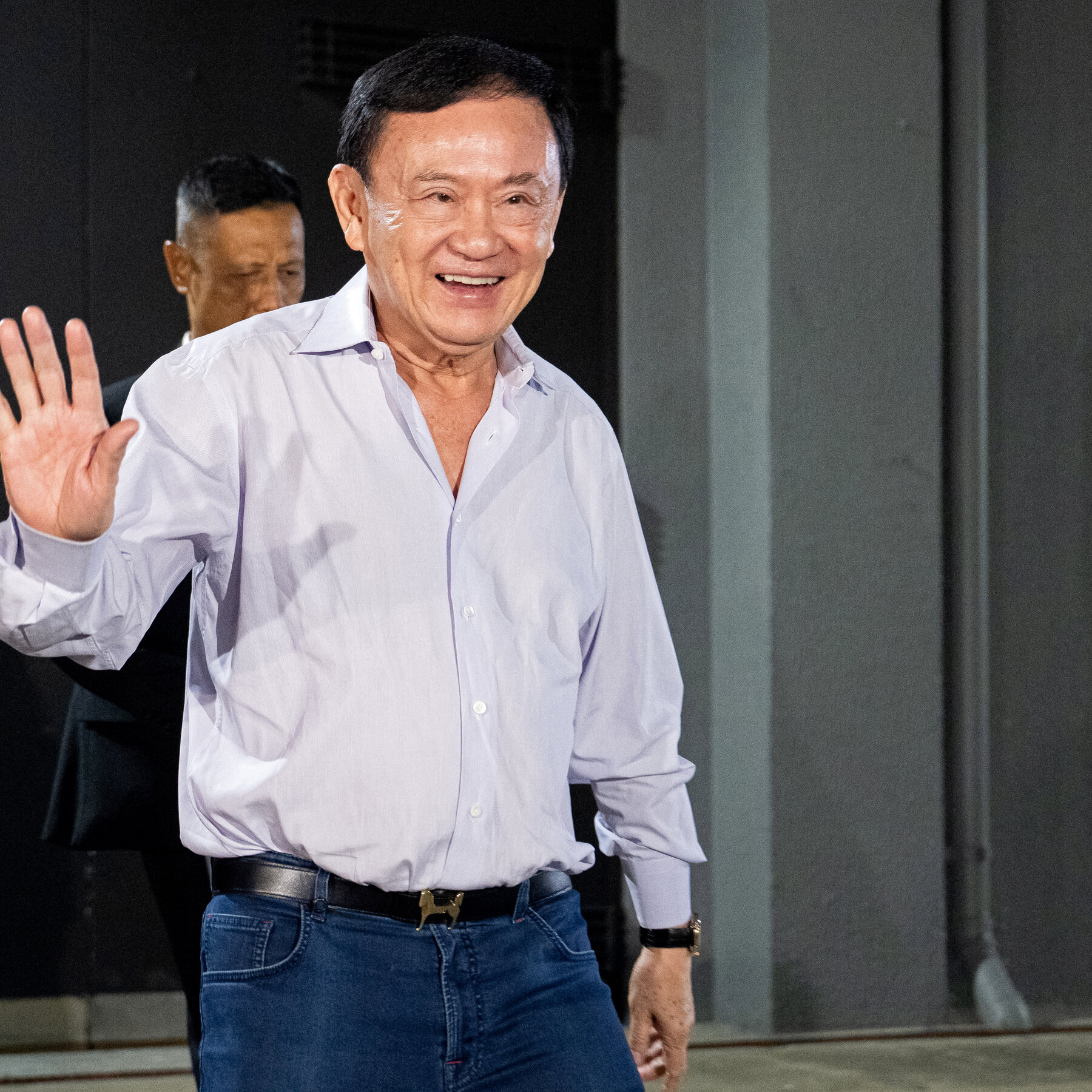 Thaksin, Thai Power Broker, Returns Home Before Court Verdict
