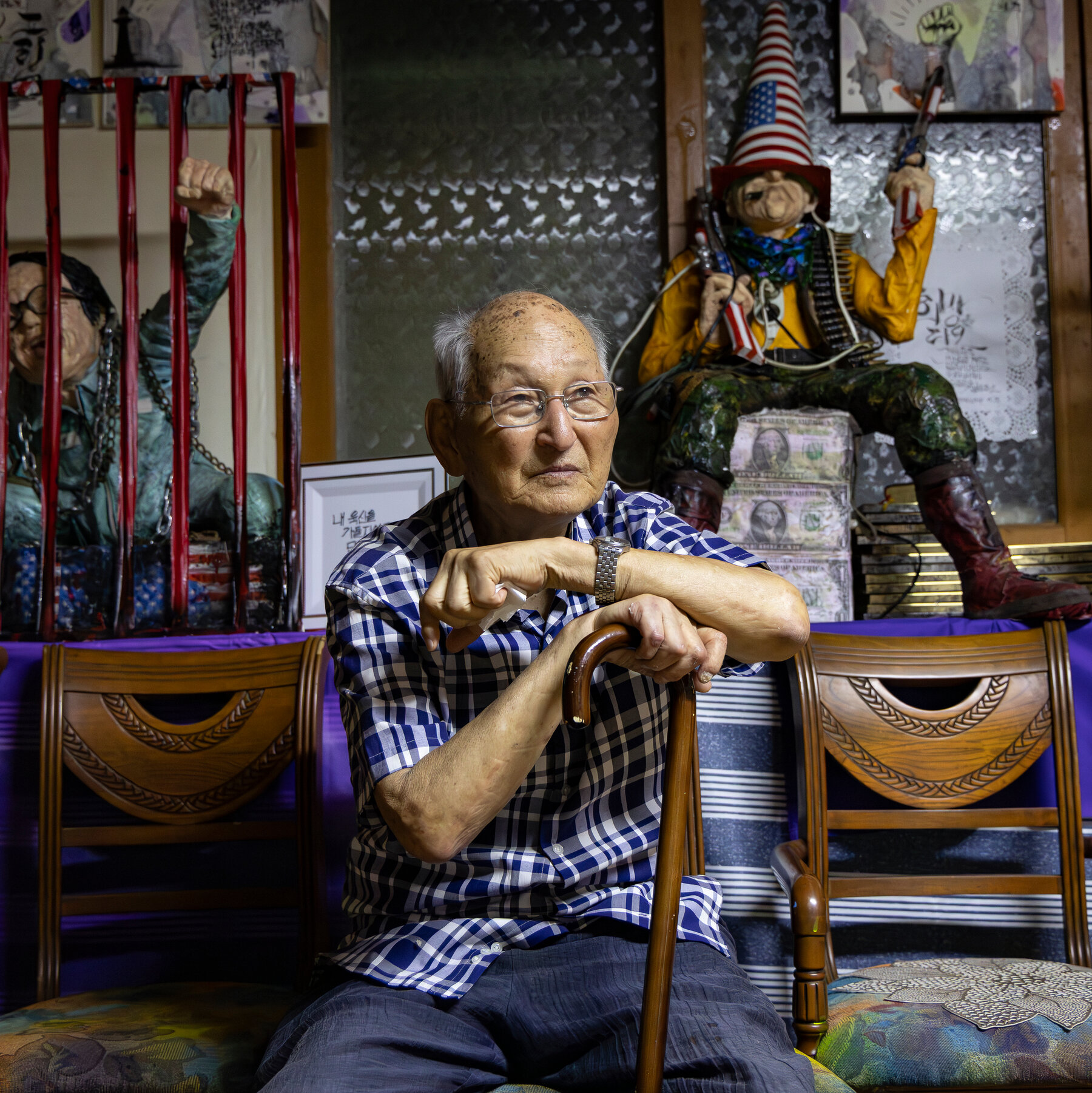 The Communist Warrior Stranded for Decades in an ‘American Colony’