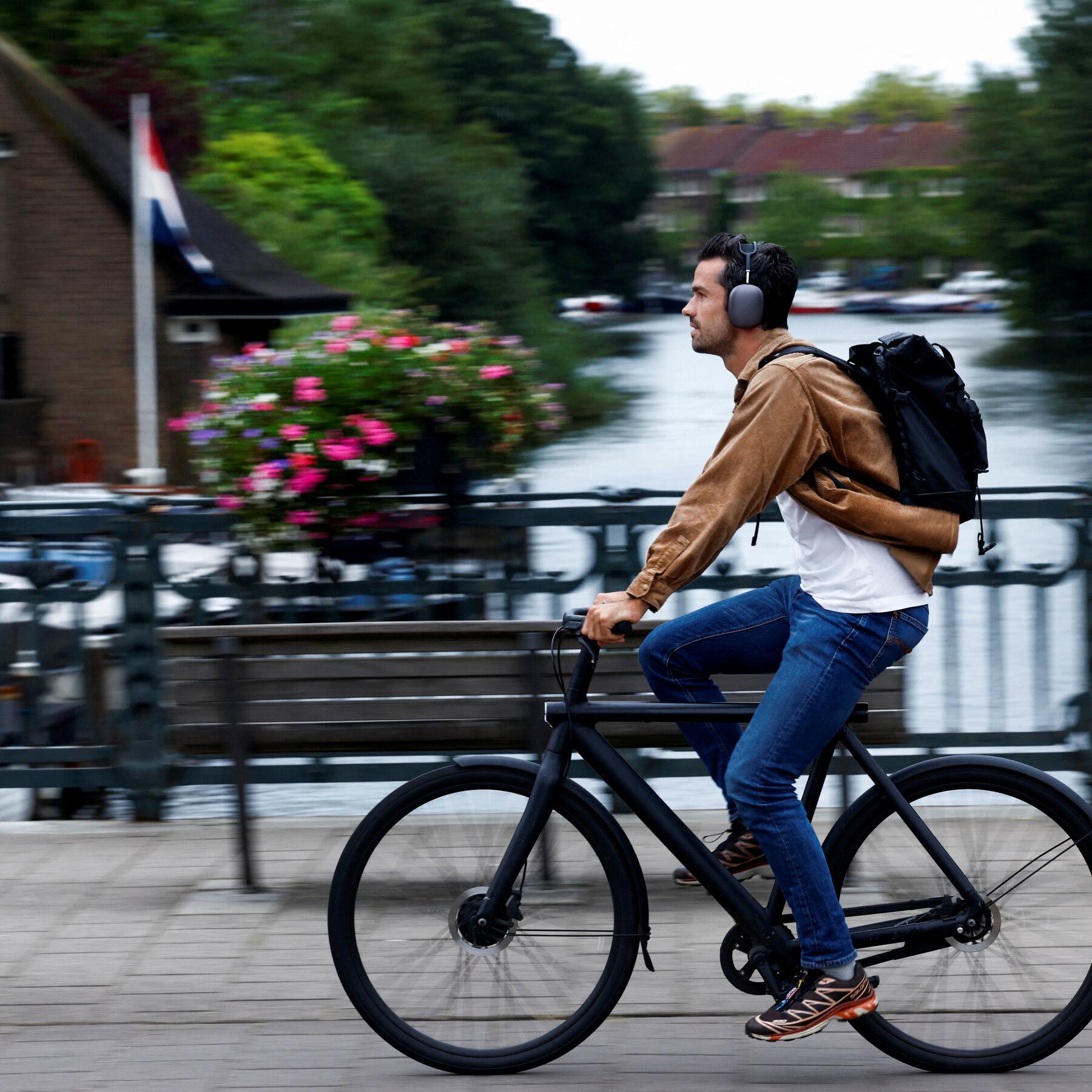 The Dutch Love Their Bicycles. Helmets? Not So Much.