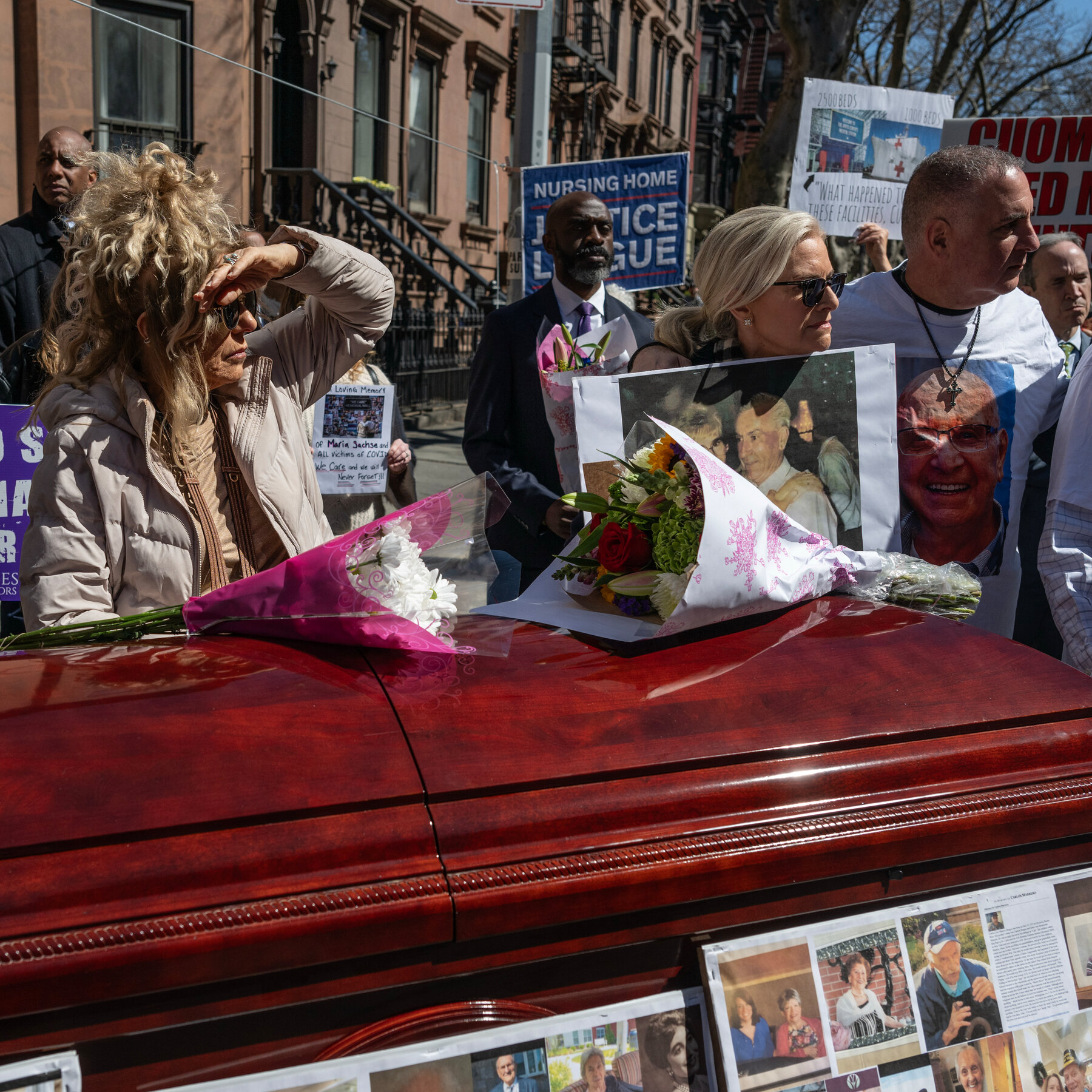 The Family That’s Pushing Cuomo to Apologize Personally for Covid Deaths