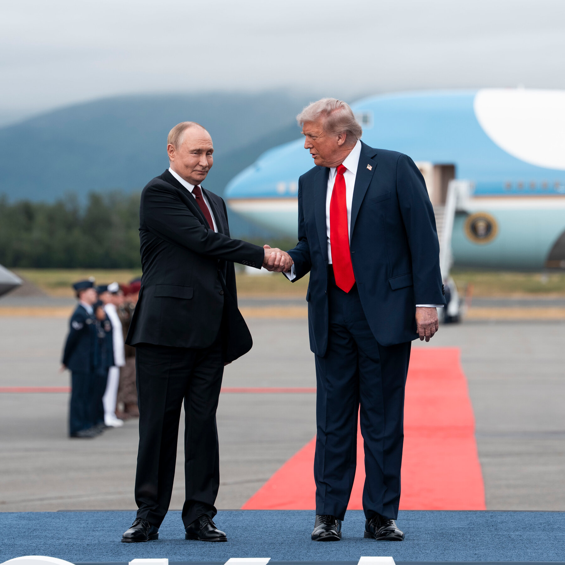 The power of the Trump-Putin presidential photo op.