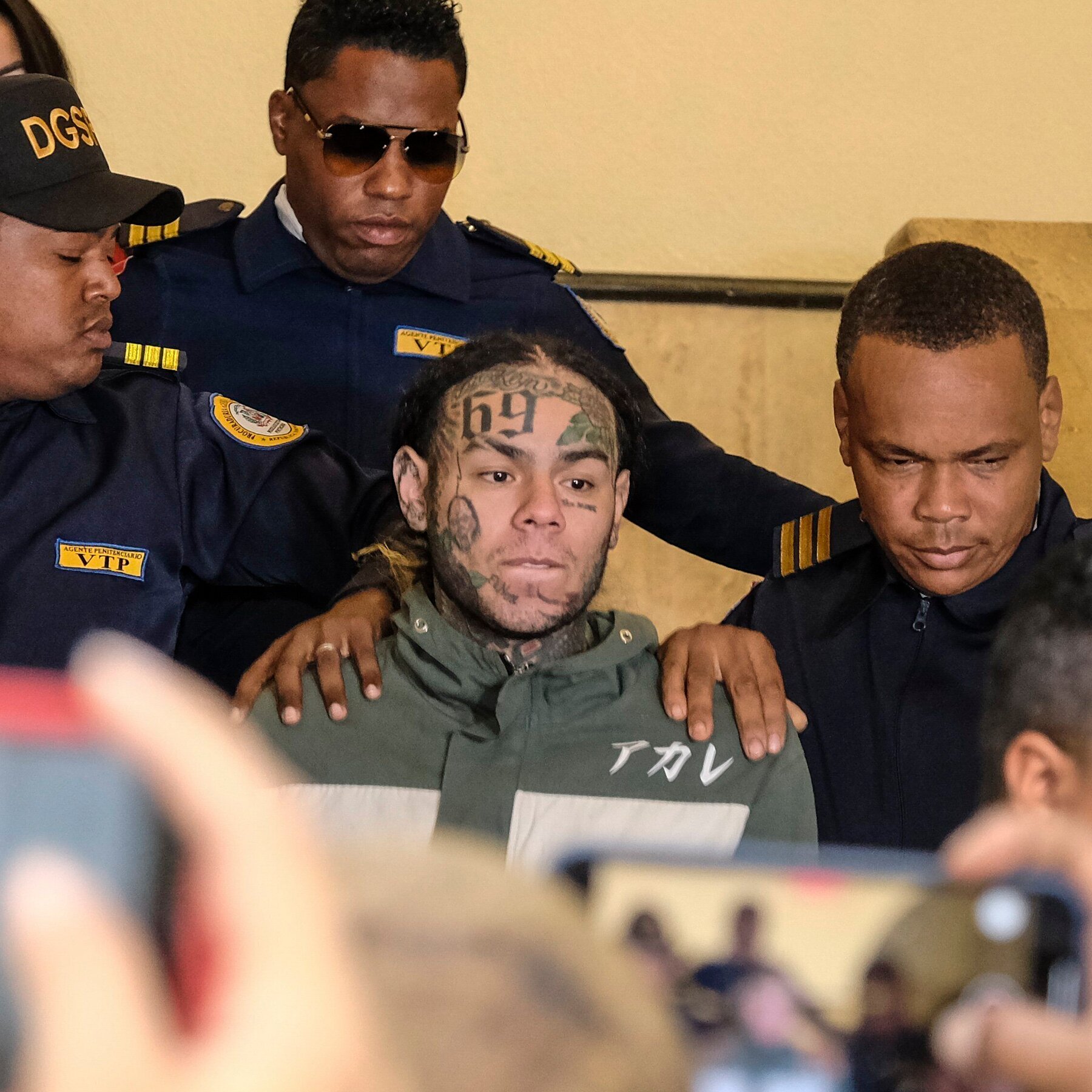 The Rapper 6ix9ine Is Ordered Into Home Detention After Violence at Mall