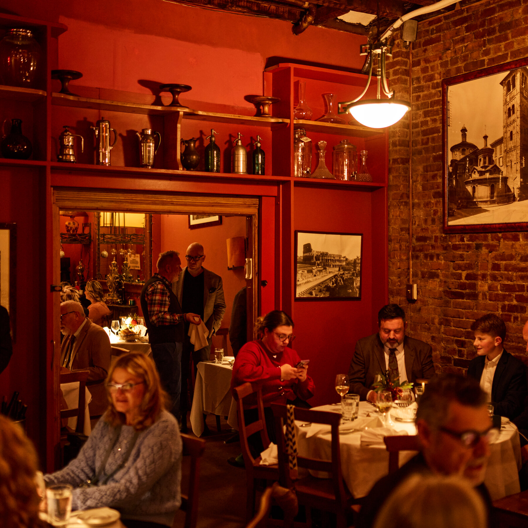The Restaurant Where ‘S.N.L.’ Celebrates Tuesday Night
