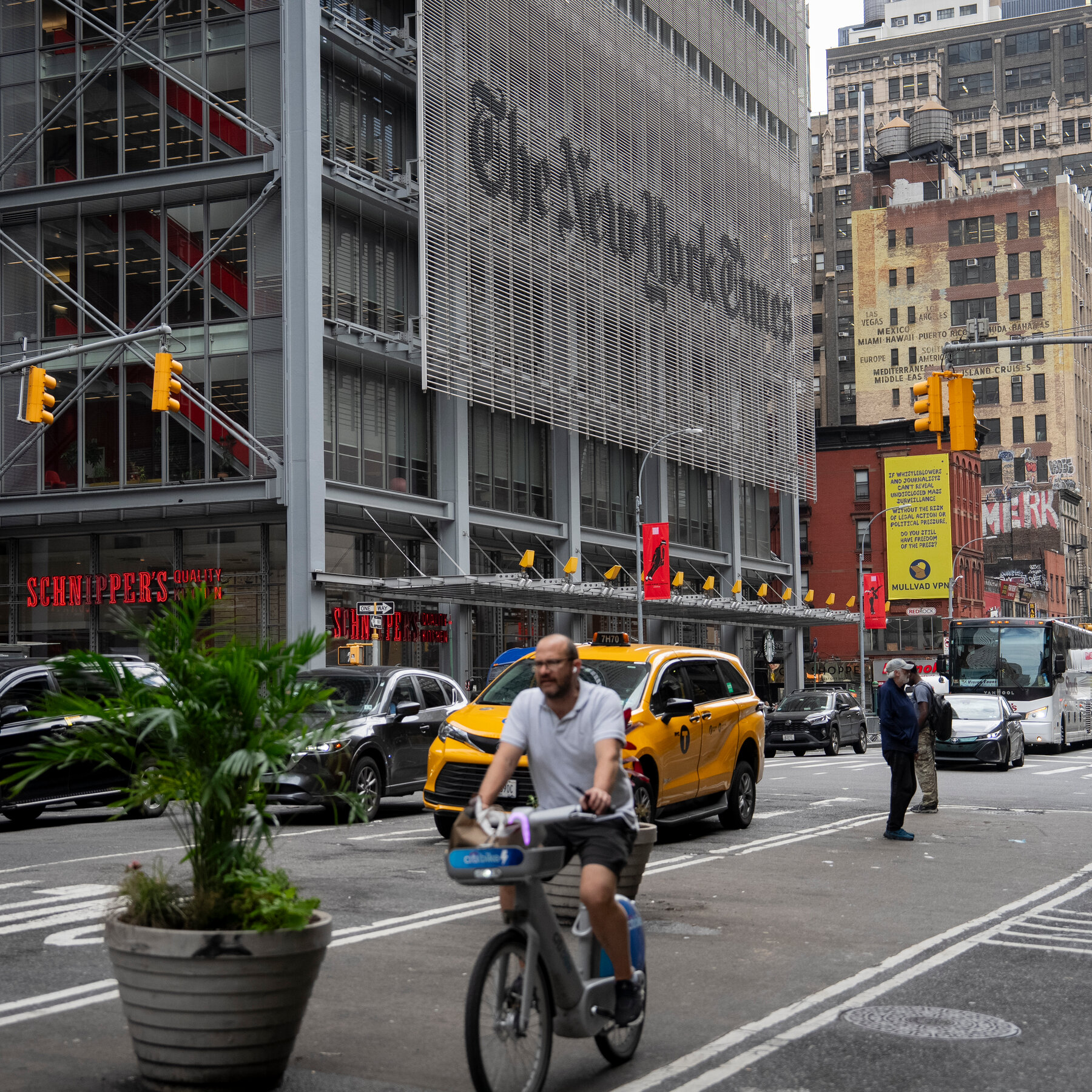 The Times’s Profit Jumps With 460,000 More Subscribers