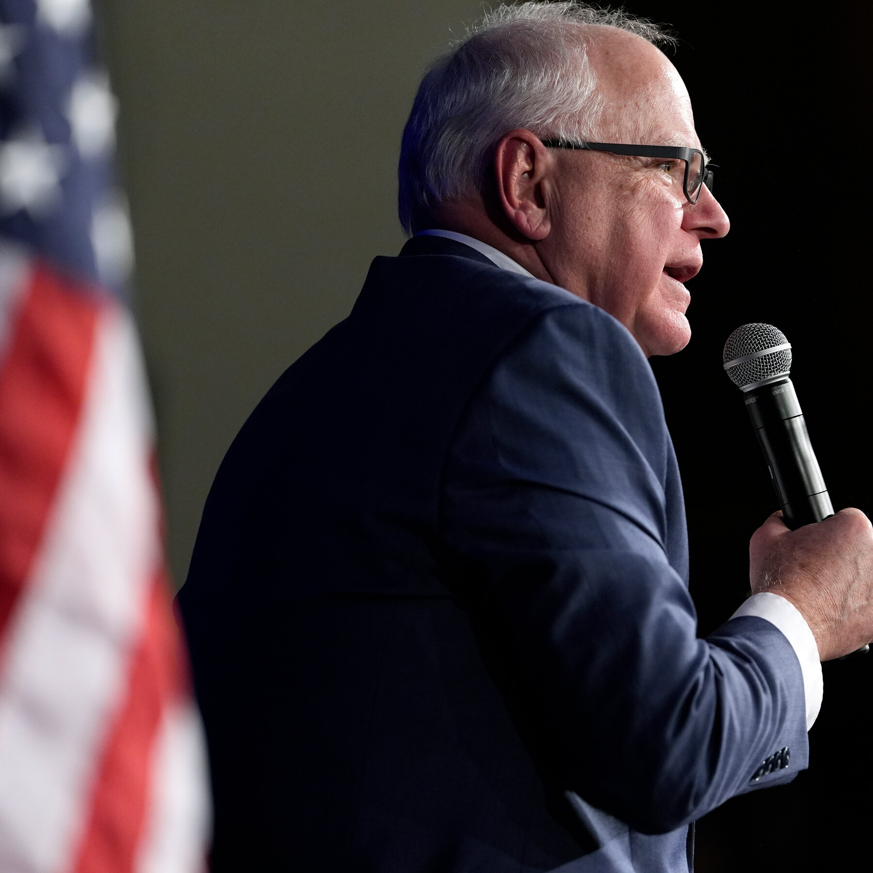 Tim Walz Talks to Anxious Iowa Democrats as Post-Election Travels Pick Up