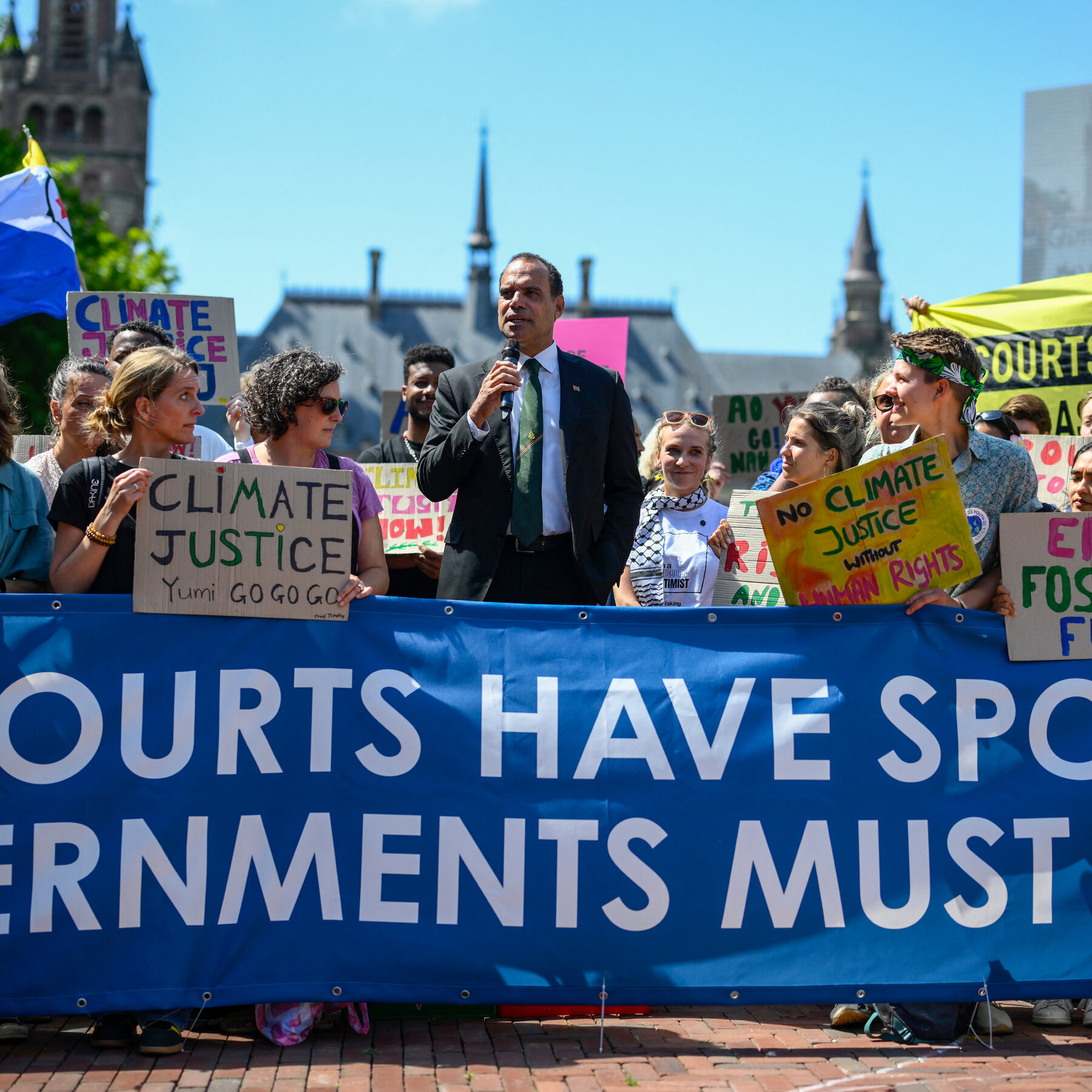 Top U.N. Court Says Countries Must Act on Climate Change