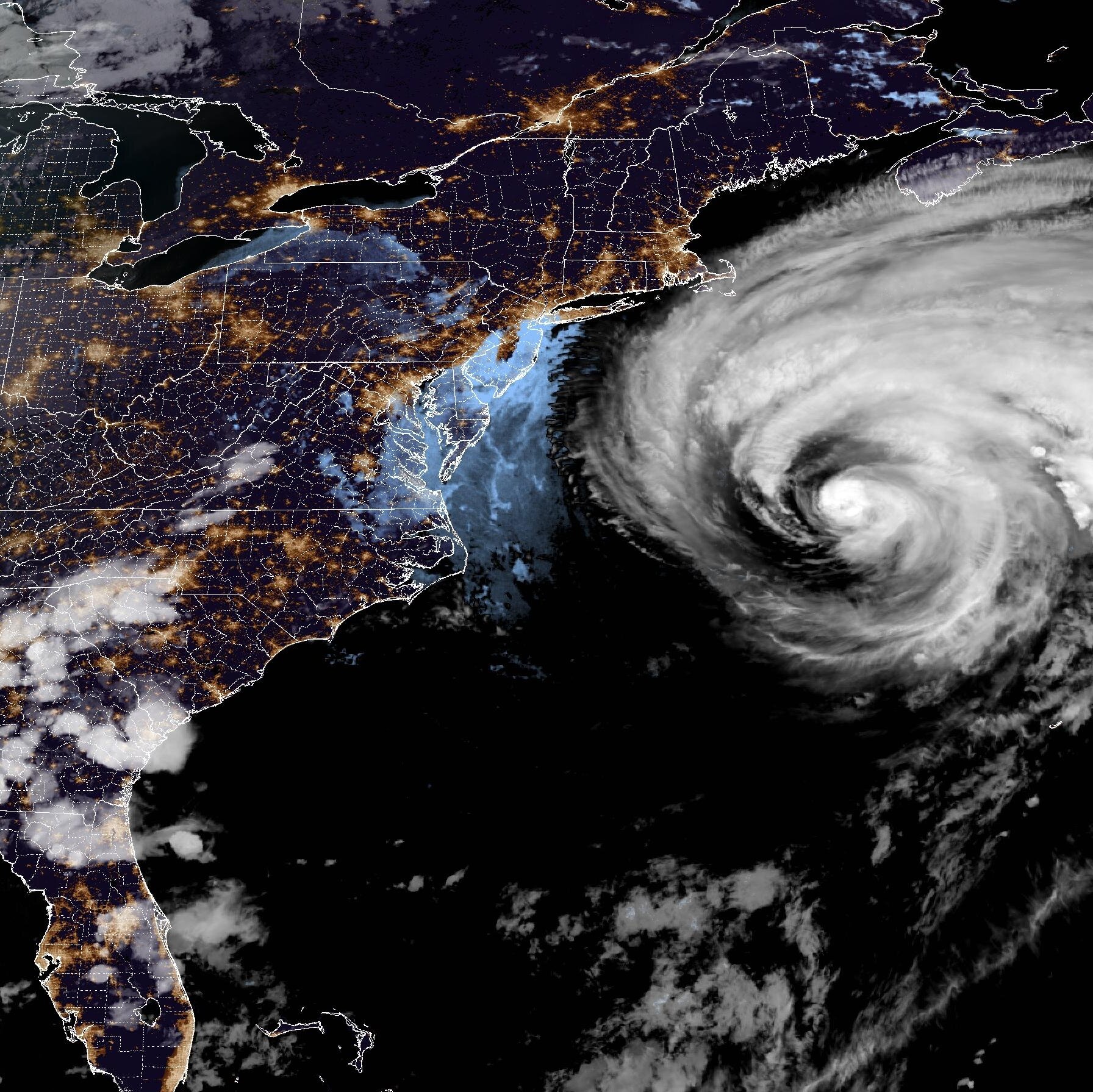 Tracking the Aftermath From Erin on the Ocean