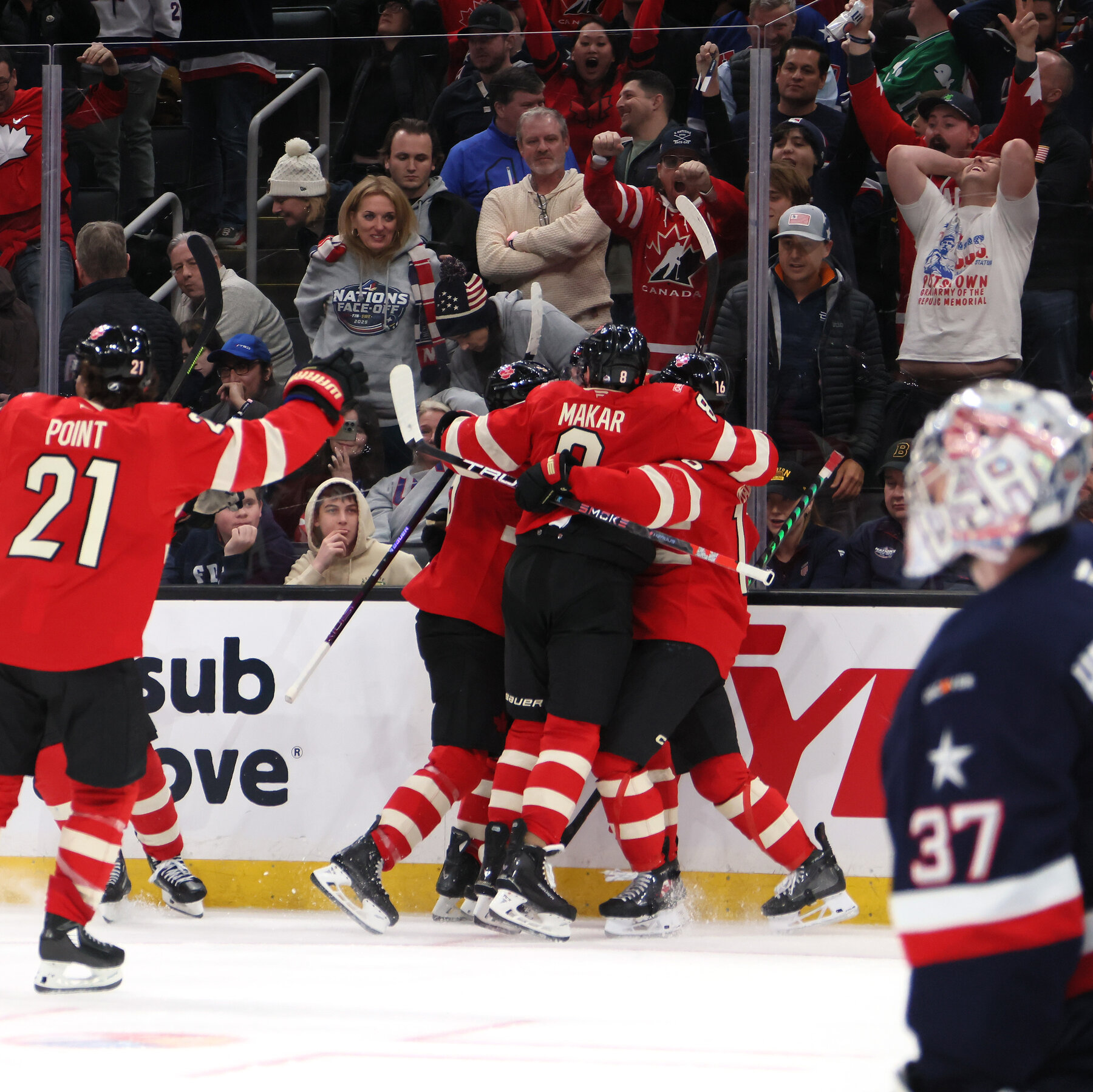 Trudeau Thumbs Nose at Trump as Canadians Revel in Hockey Win