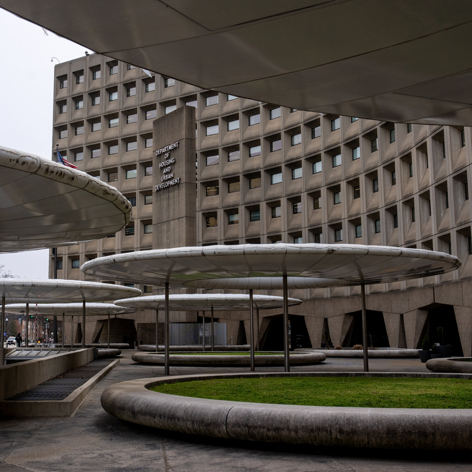 Trump Administration Aims to Sell Housing Department Headquarters
