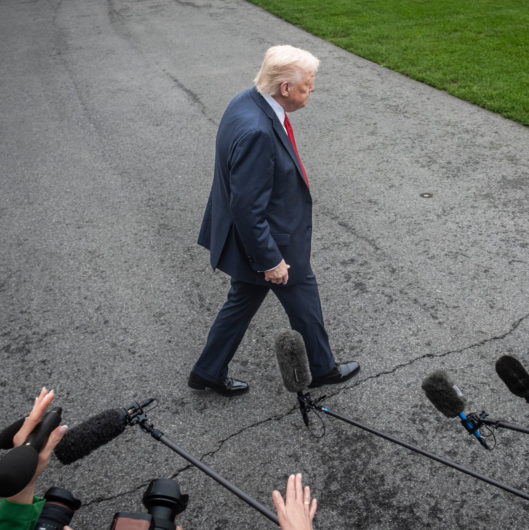 Trump Administration Defunds Federal Watchdog Office