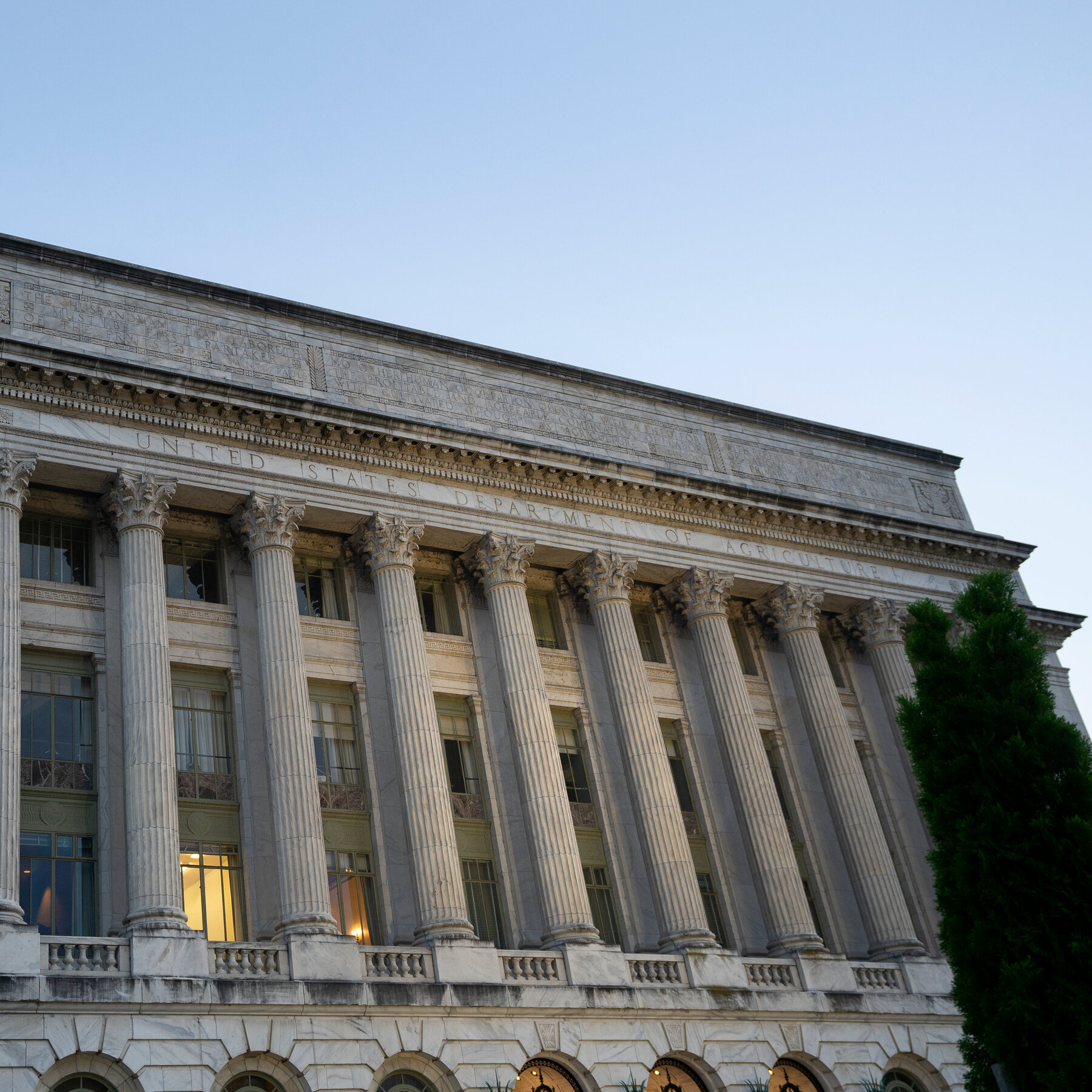 Trump Administration Told to Reinstate Nearly 6,000 USDA Workers